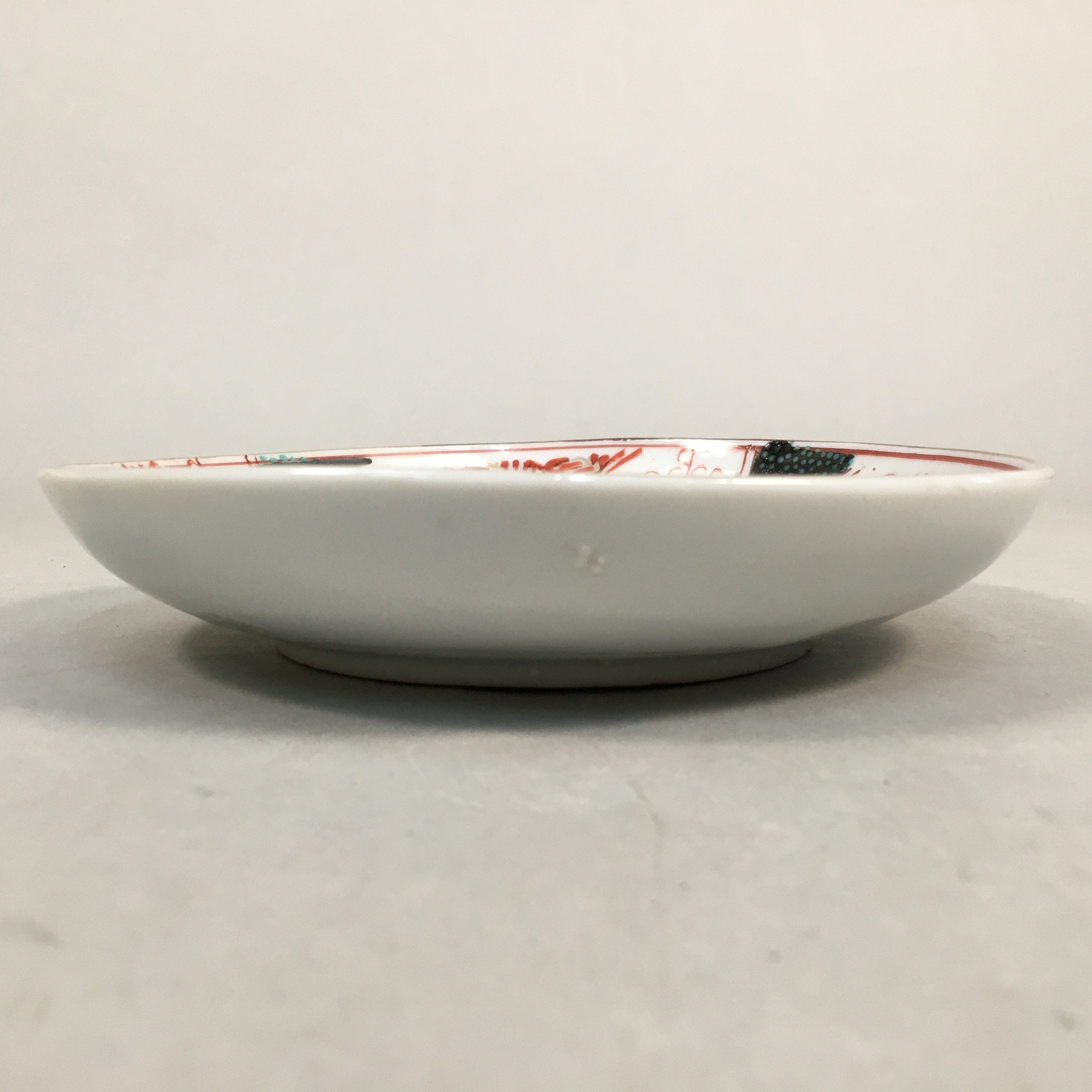 Japanese Porcelain Small Plate Kutani ware Vtg Kozara Lucky Motif PP347