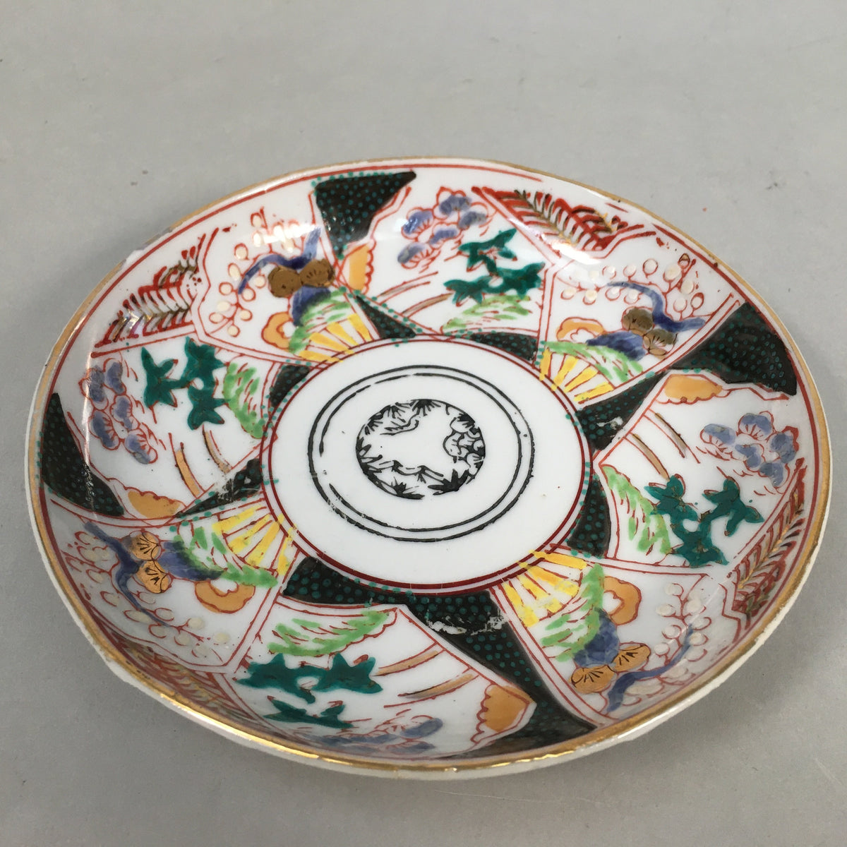 Japanese Porcelain Small Plate Kutani ware Vtg Kozara Lucky Motif PP350