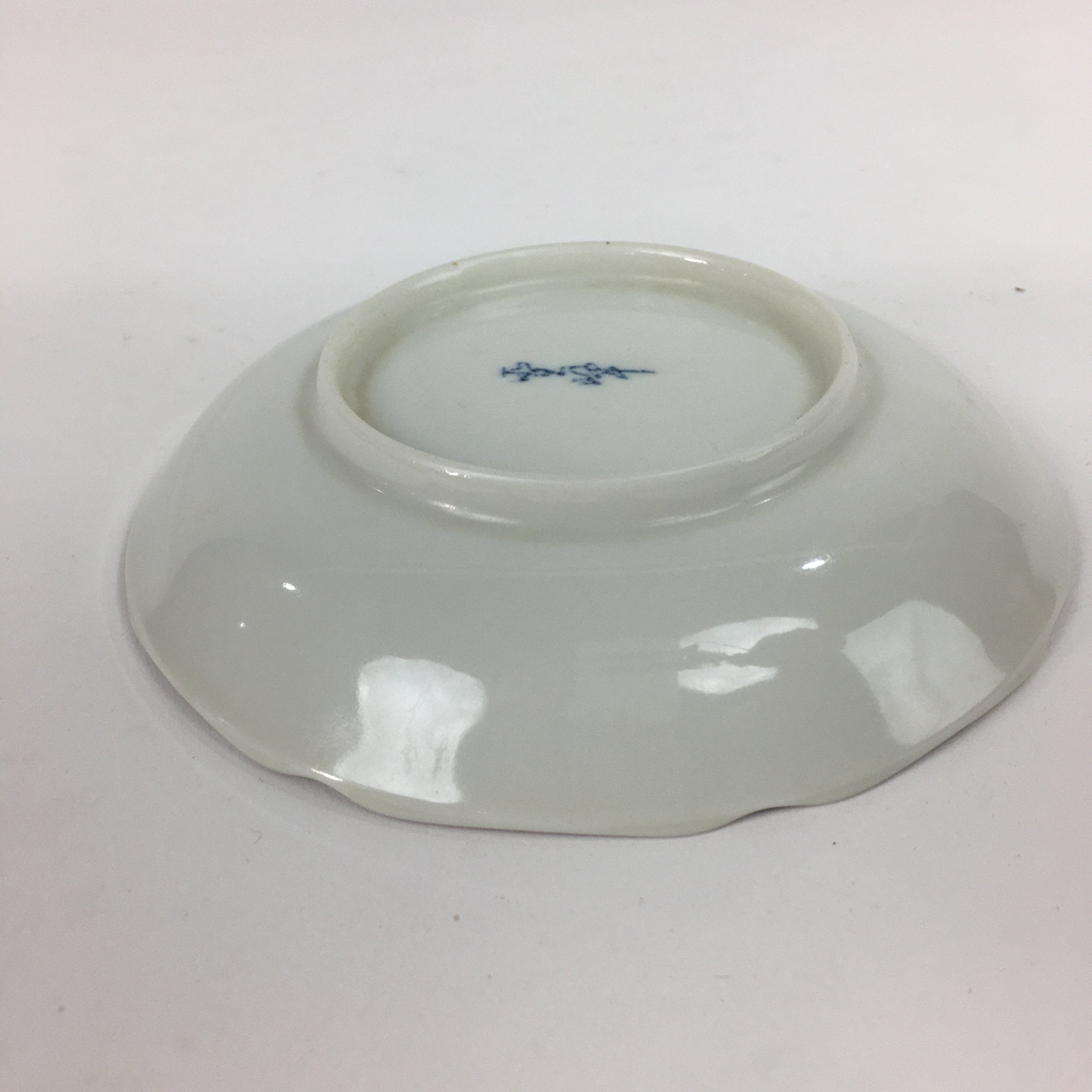 Japanese Porcelain Small Plate Vtg Camellia Flower Pattern White Kozara PP514