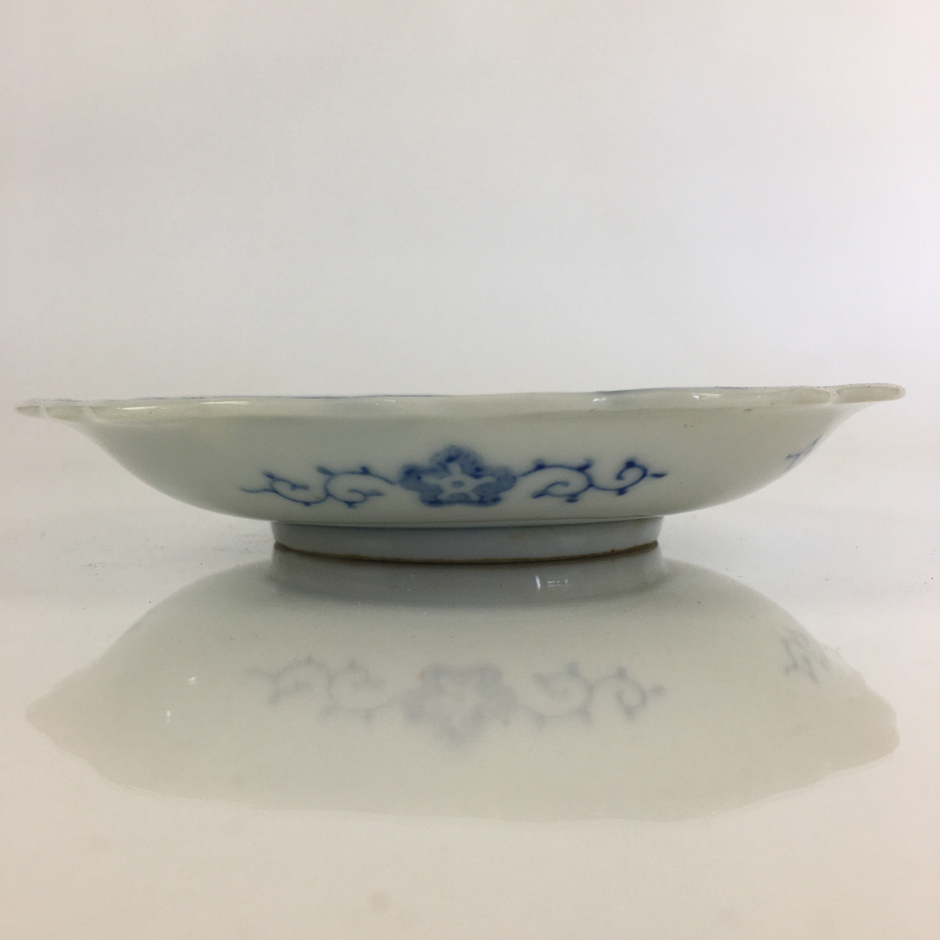 Japanese Porcelain Small Plate Vtg Landscape Of Mountain Village White Blue PY60