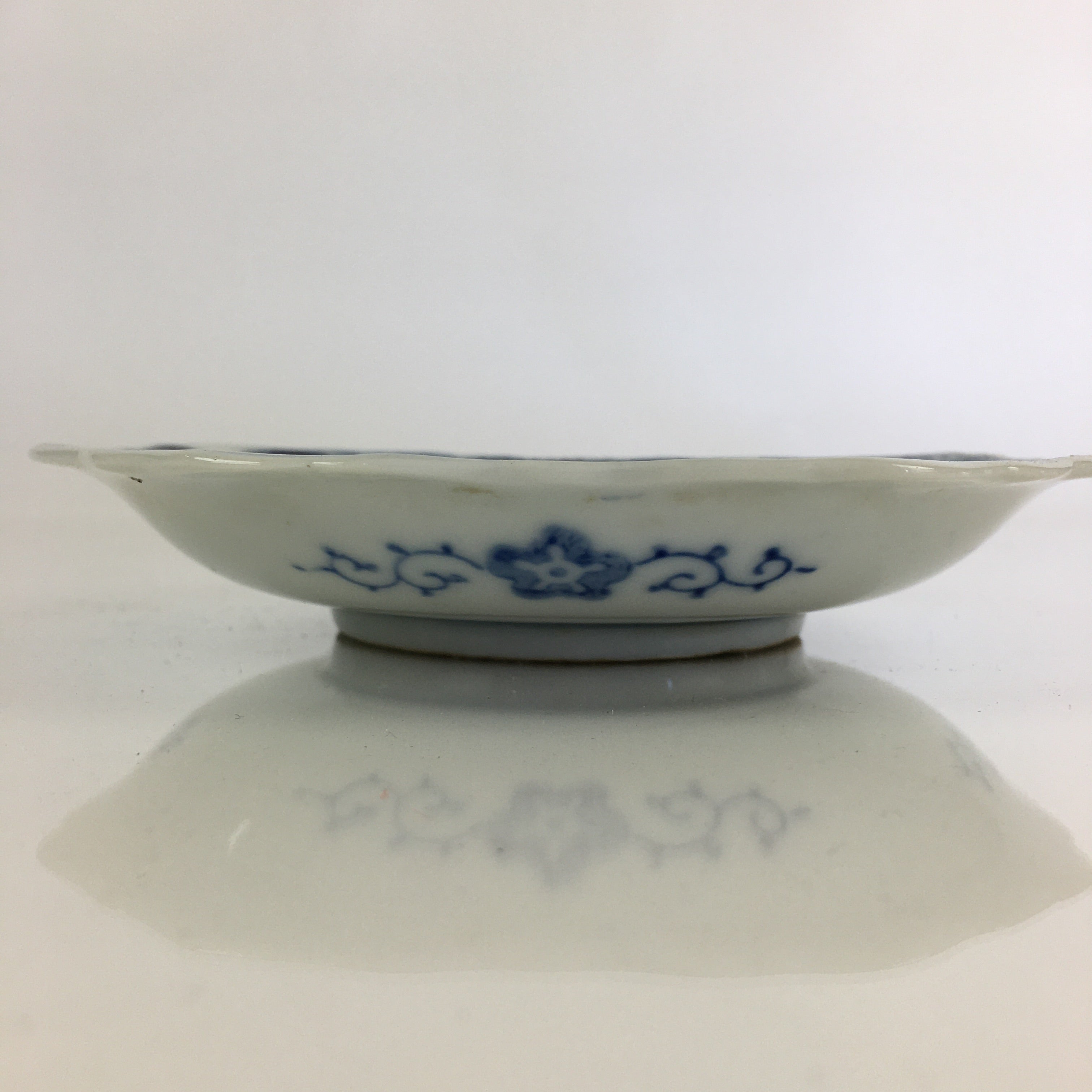 Japanese Porcelain Small Plate Vtg Landscape Of Mountain Village White Blue PY61