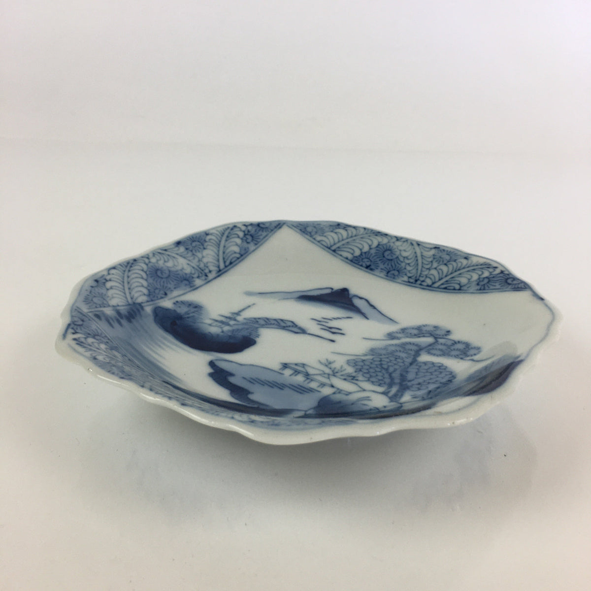 Japanese Porcelain Small Plate Vtg Landscape Of Mountain Village White Blue PY62
