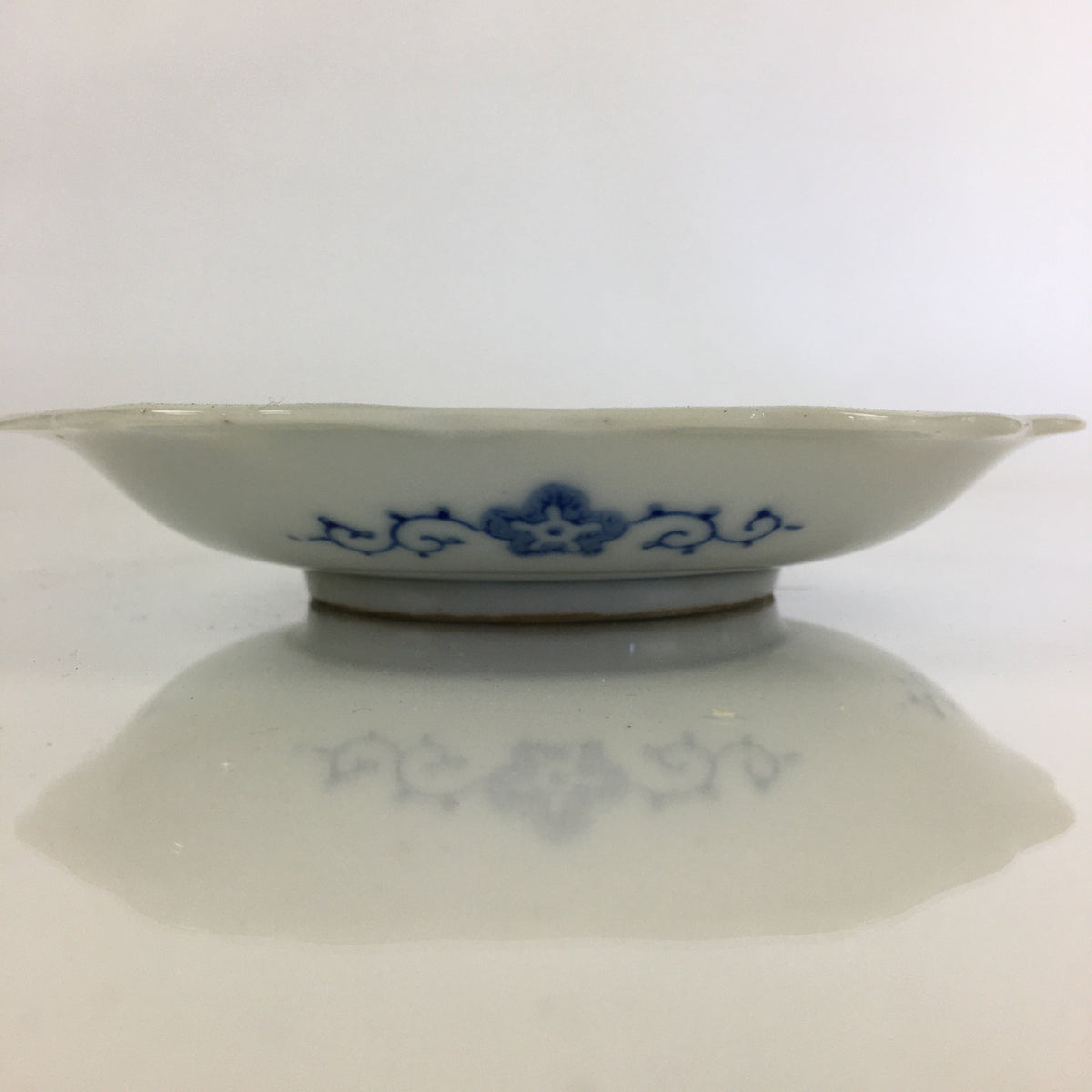 Japanese Porcelain Small Plate Vtg Landscape Of Mountain Village White Blue PY62