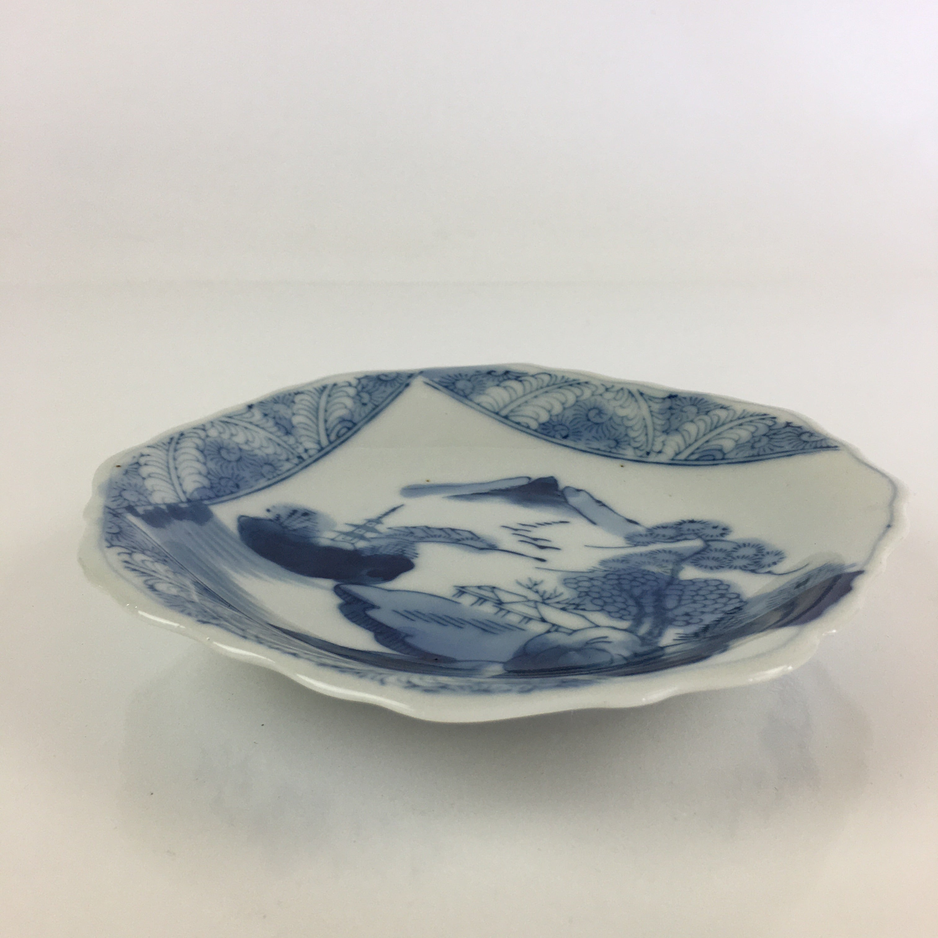 Japanese Porcelain Small Plate Vtg Landscape Of Mountain Village White Blue PY63