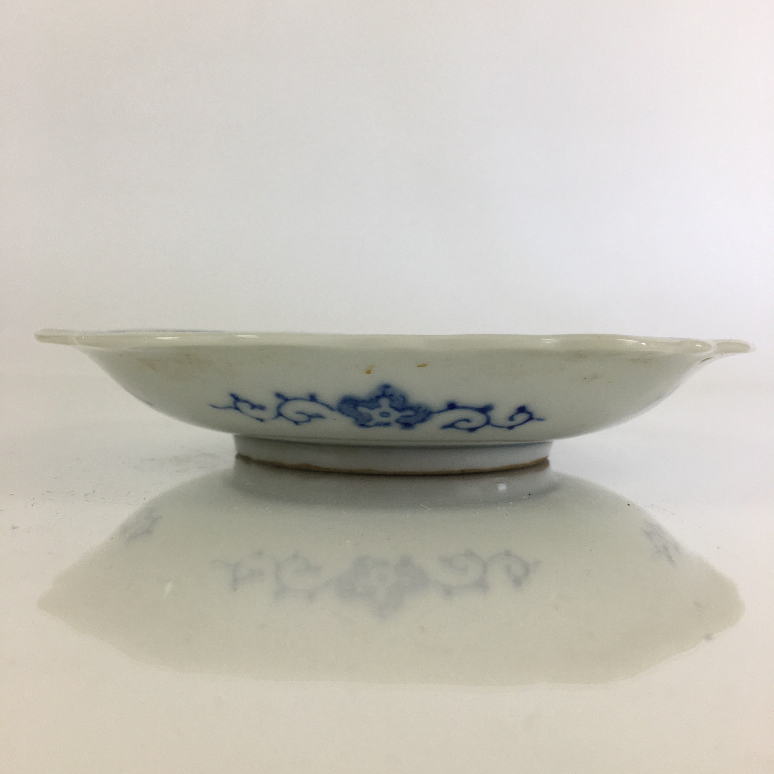 Japanese Porcelain Small Plate Vtg Landscape Of Mountain Village White Blue PY63