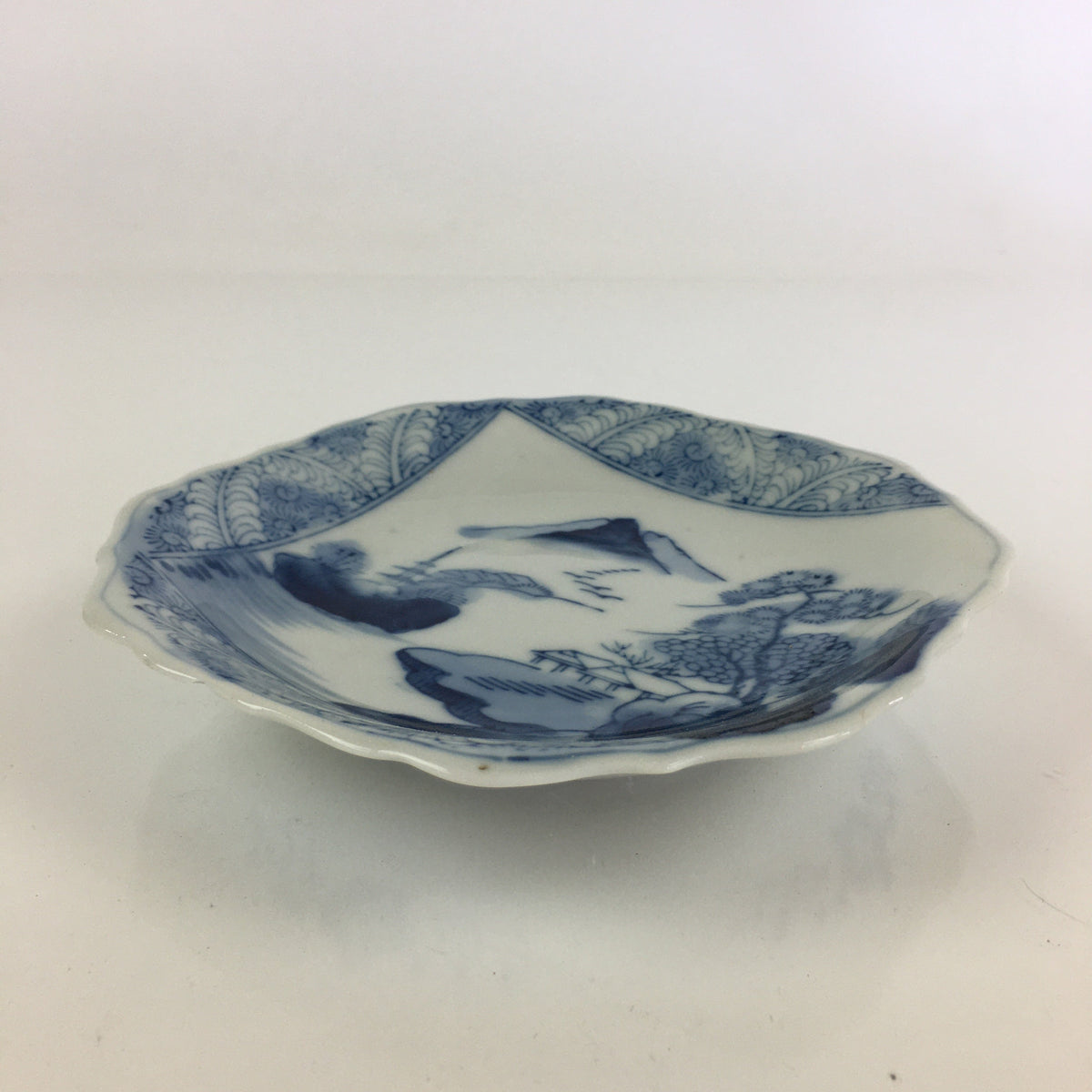 Japanese Porcelain Small Plate Vtg Landscape Of Mountain Village White Blue PY65