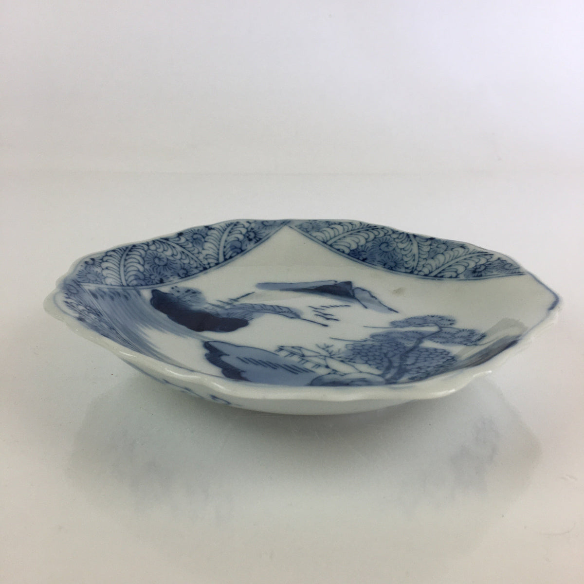 Japanese Porcelain Small Plate Vtg Landscape Of Mountain Village White Blue PY68