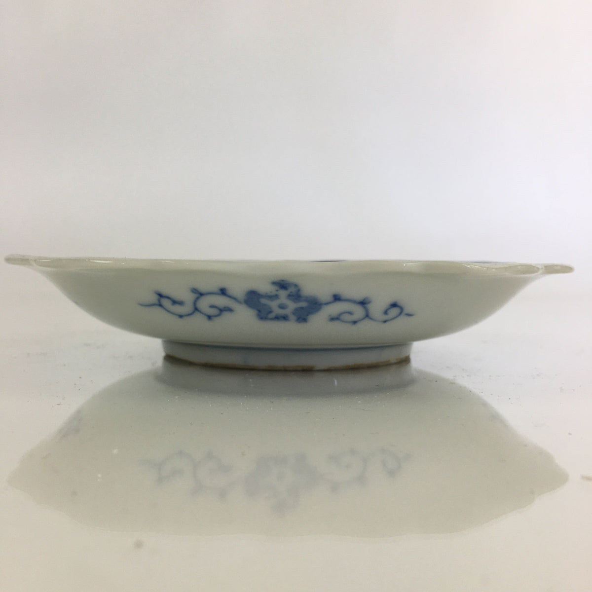Japanese Porcelain Small Plate Vtg Landscape Of Mountain Village White Blue PY73