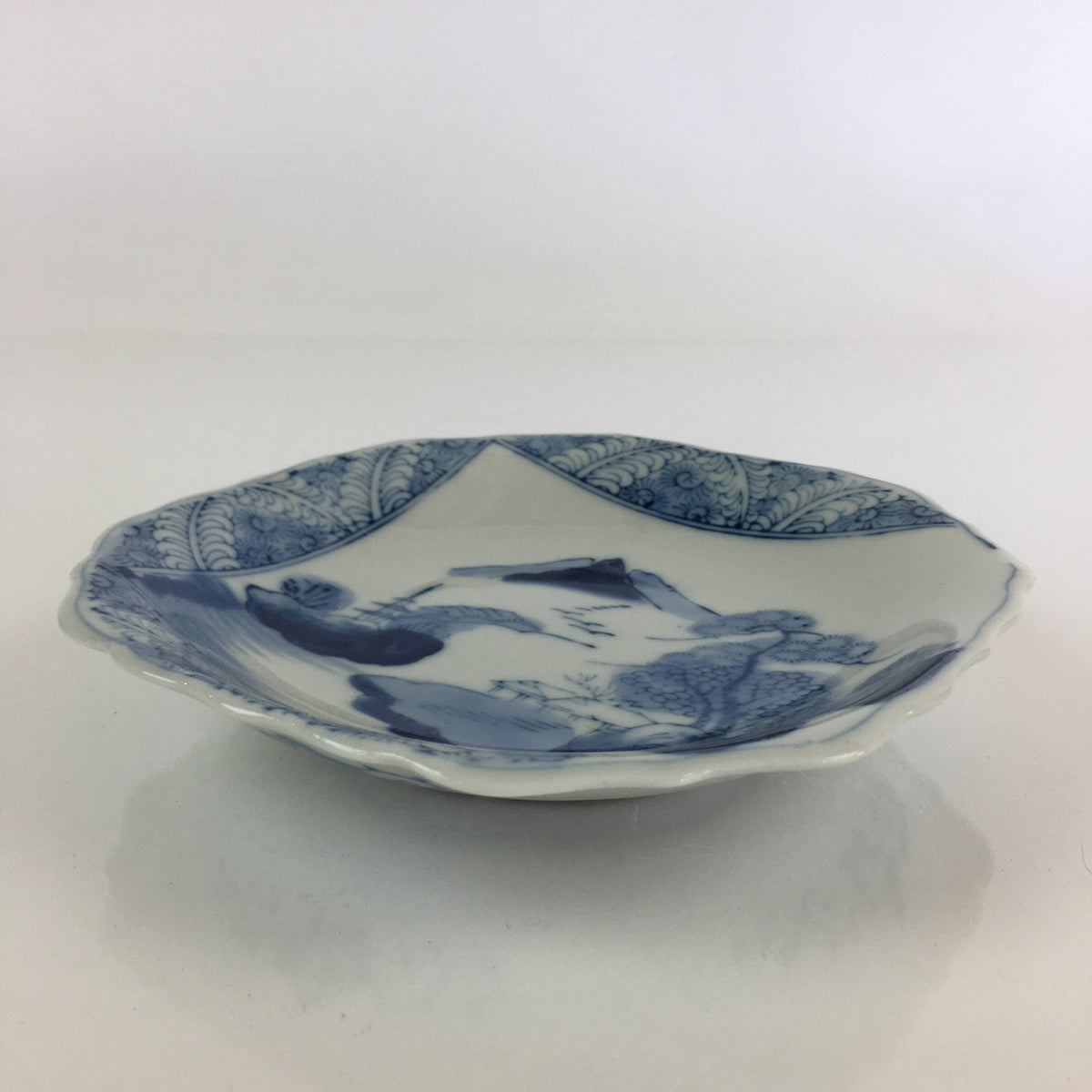 Japanese Porcelain Small Plate Vtg Landscape Of Mountain Village White Blue PY74