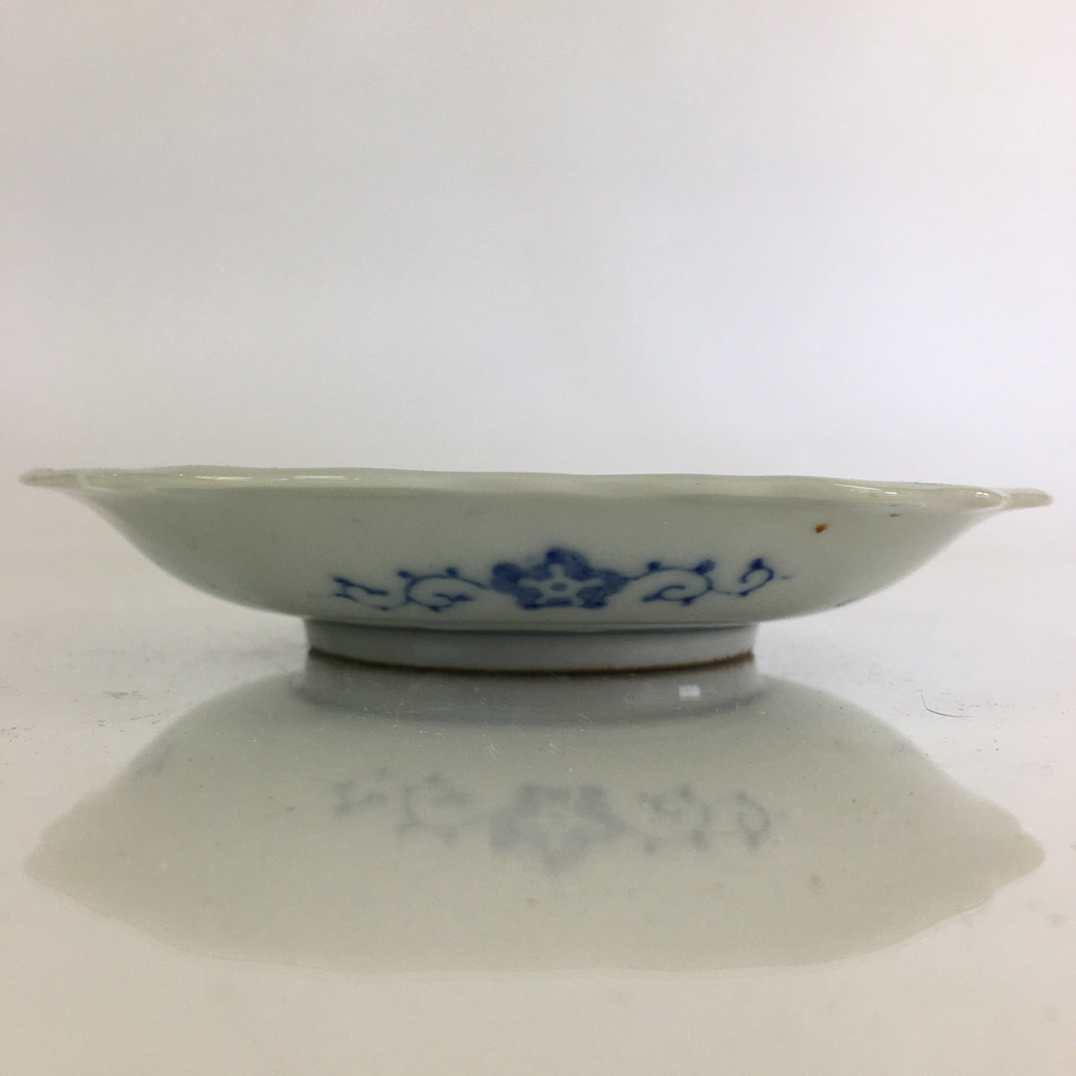 Japanese Porcelain Small Plate Vtg Landscape Of Mountain Village White Blue PY76