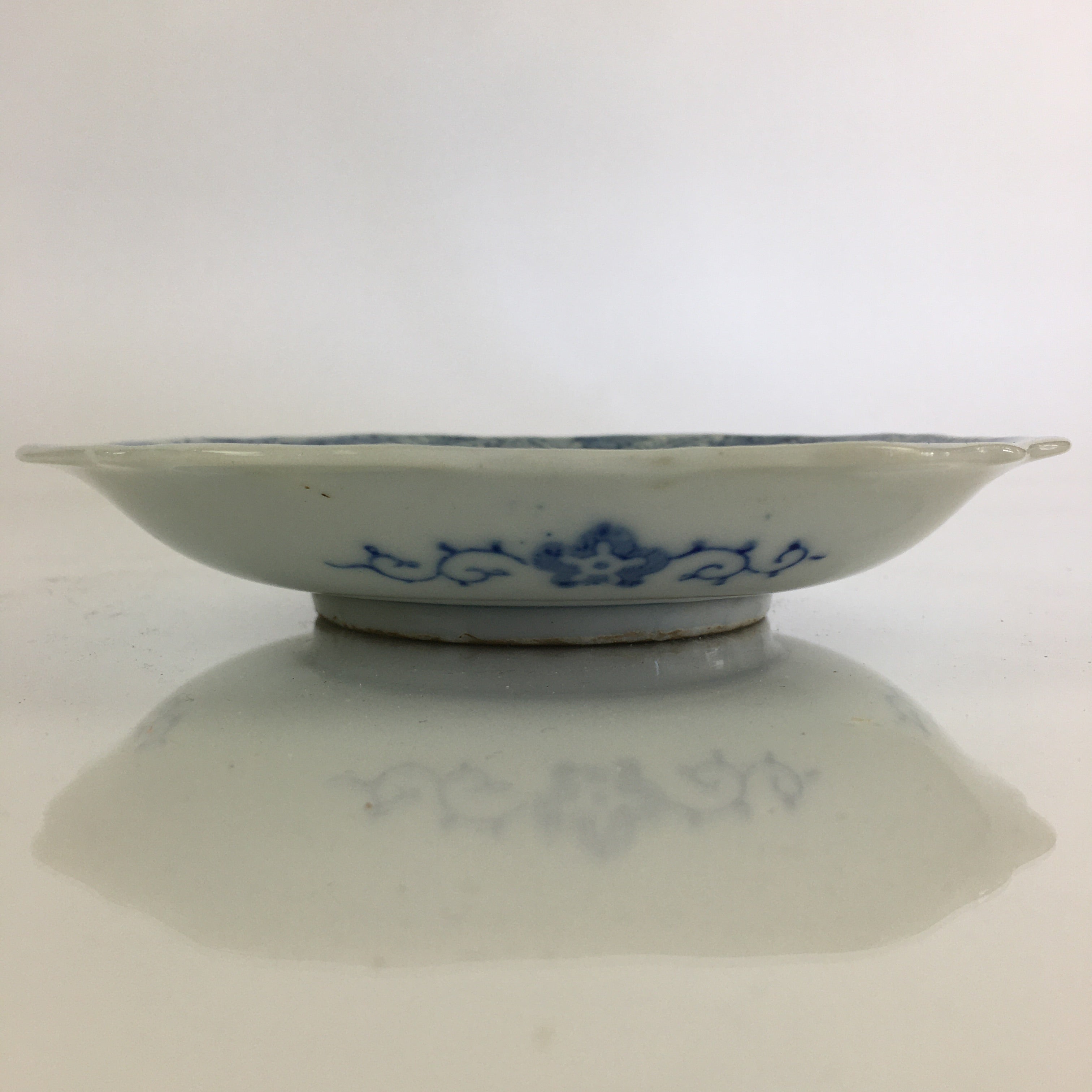 Japanese Porcelain Small Plate Vtg Landscape Of Mountain Village White Blue PY78
