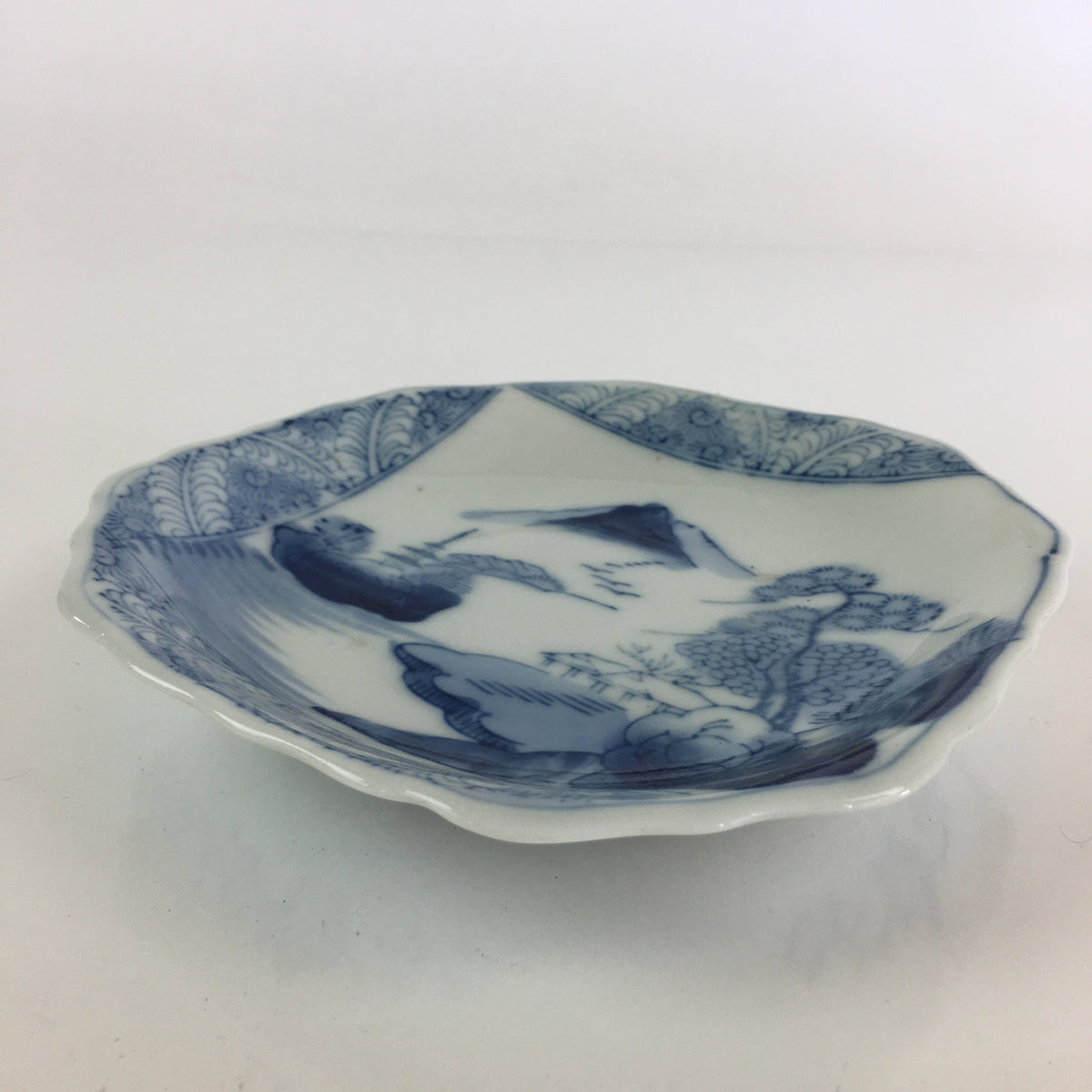 Japanese Porcelain Small Plate Vtg Landscape Of Mountain Village White Blue PY79