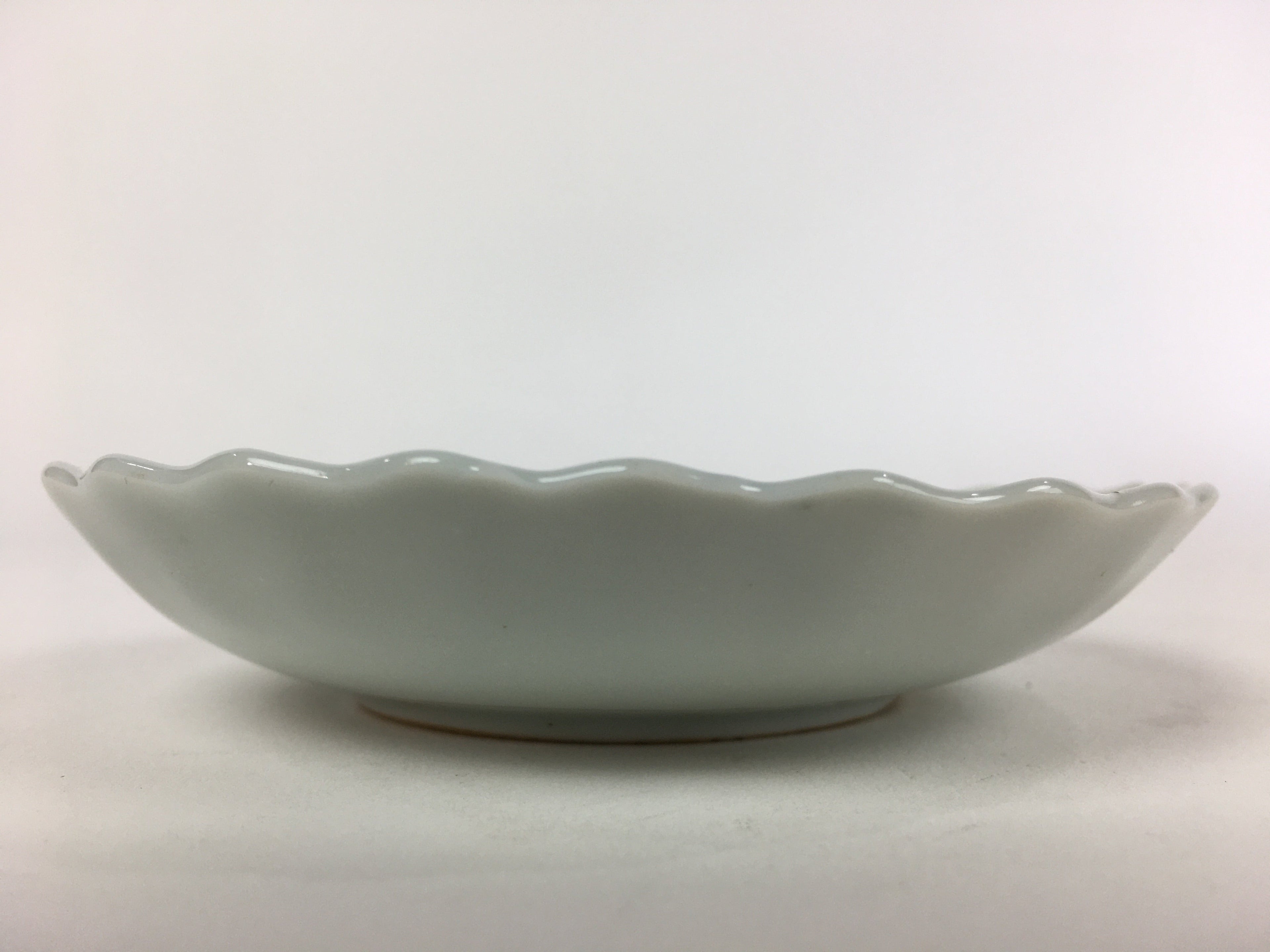 Japanese Porcelain Small Plate Vtg Pottery Bamboo Leaves White Kozara PP997