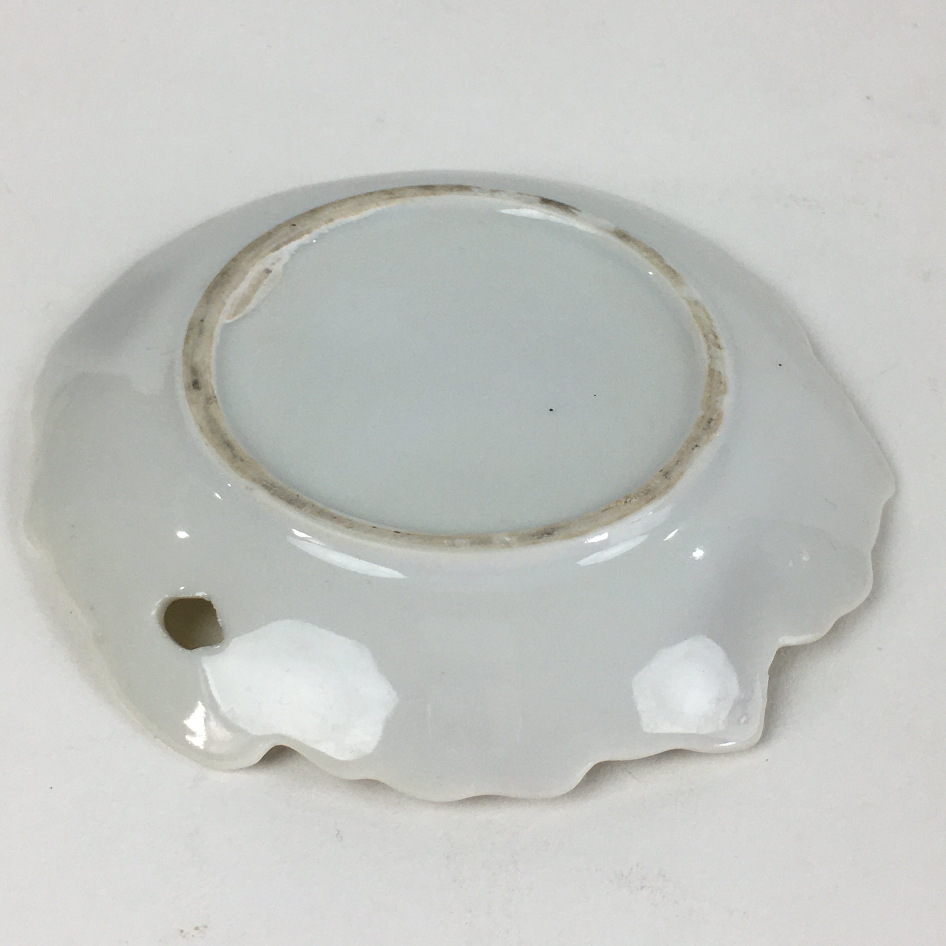 Japanese Porcelain Small Plate Vtg Pottery Pinecone White Kozara PY4