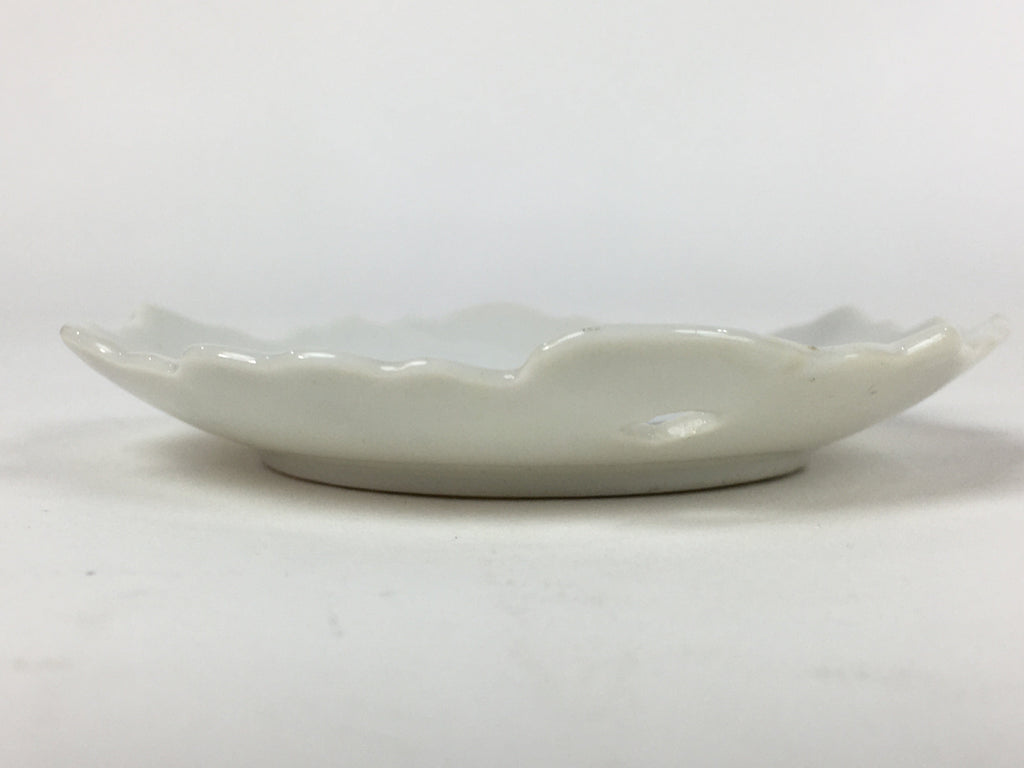 Japanese Porcelain Small Plate Vtg Pottery Pinecone White Kozara PY4