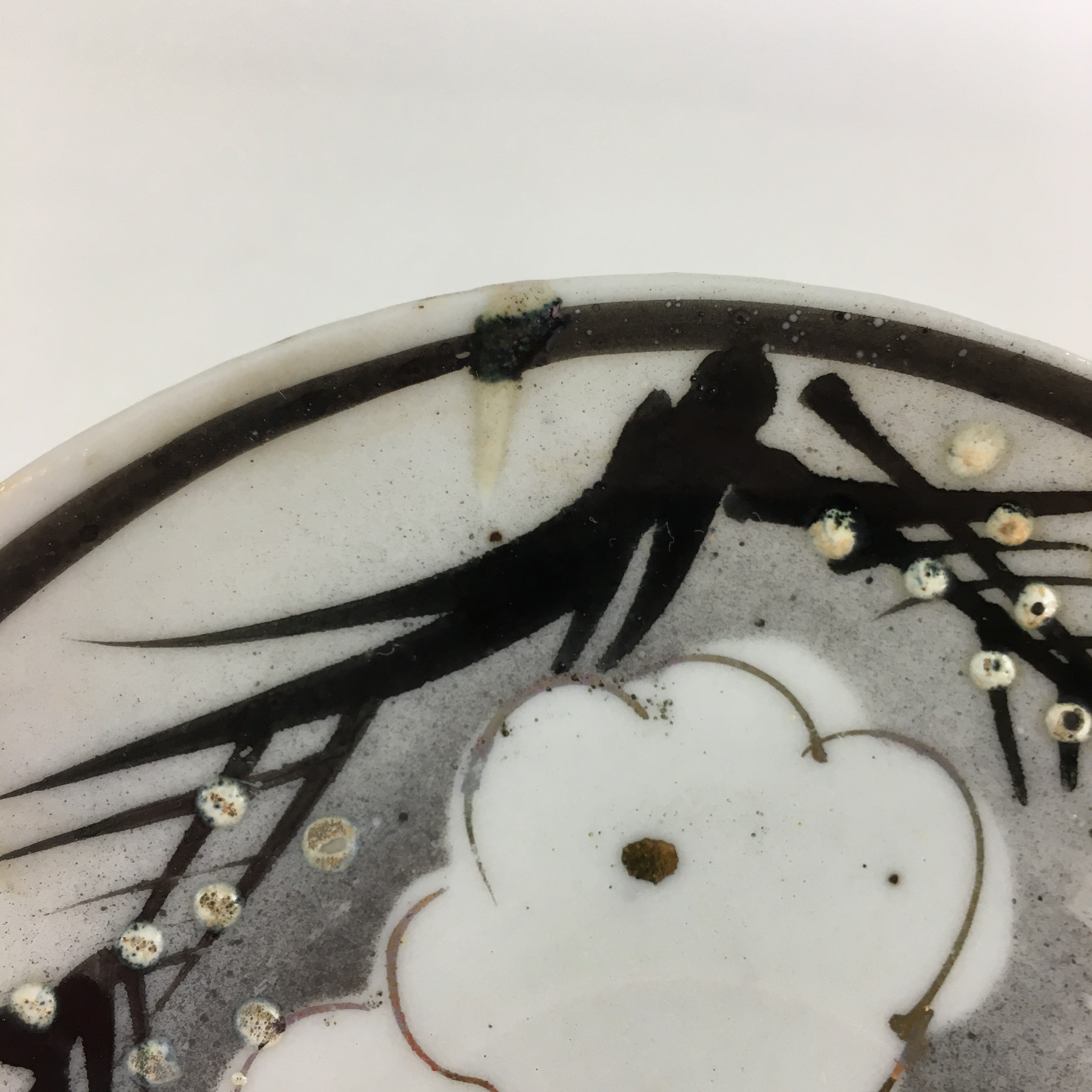 Japanese Porcelain Small Plate Vtg White Plum Blossom Hand Drawn Picture PY39