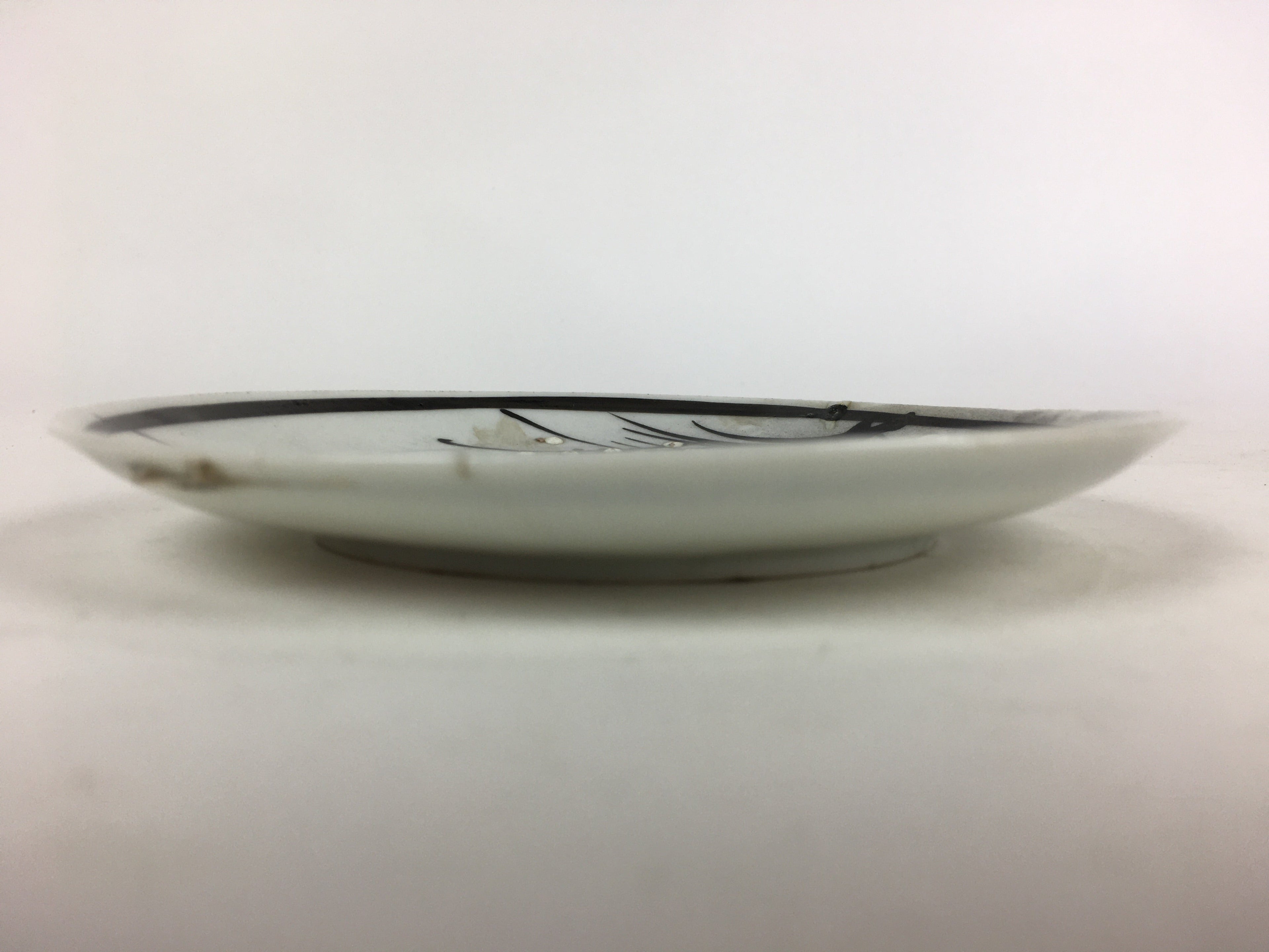 Japanese Porcelain Small Plate Vtg White Plum Blossom Hand Drawn Picture PY40