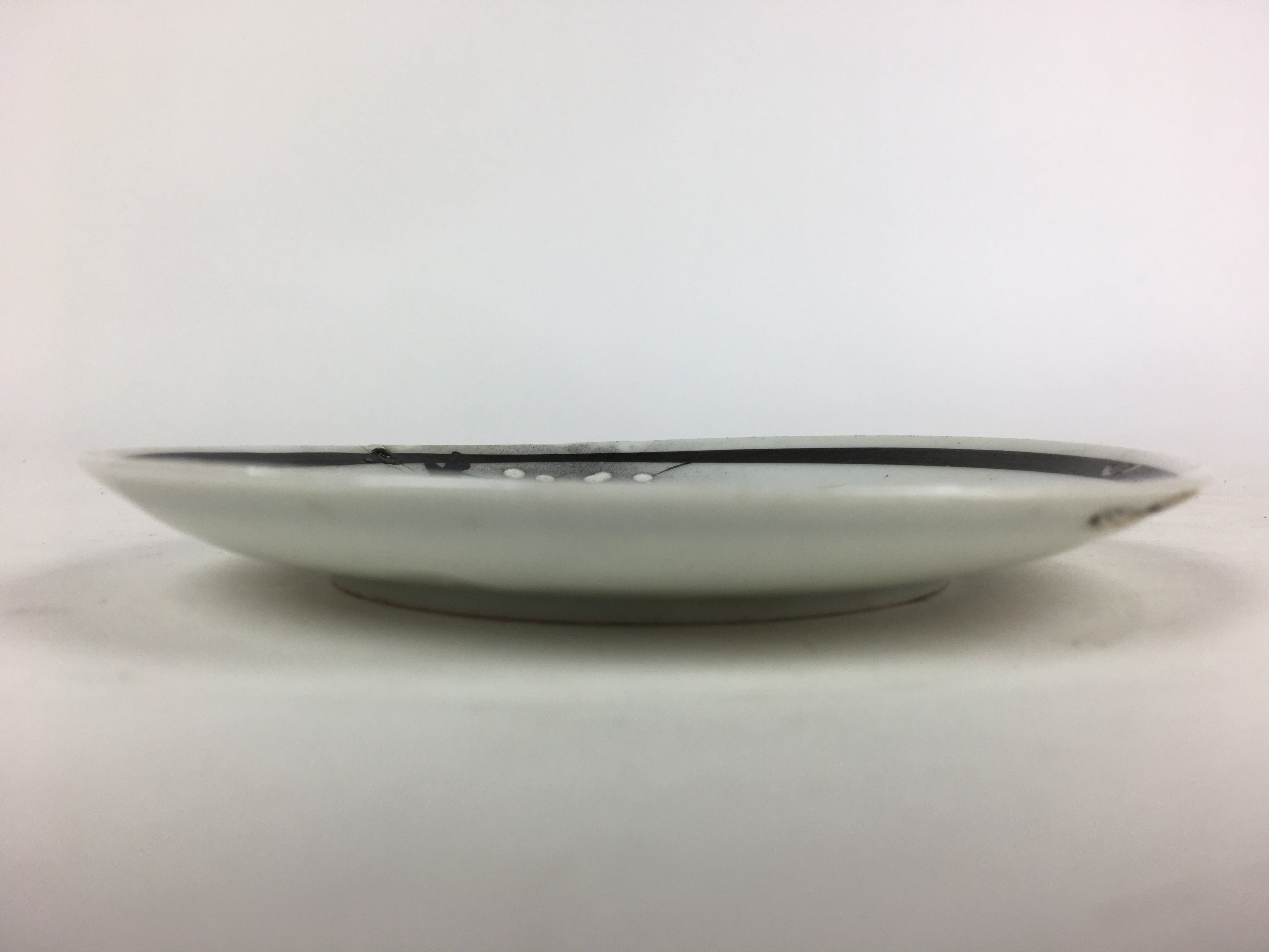 Japanese Porcelain Small Plate Vtg White Plum Blossom Hand Drawn Picture PY40