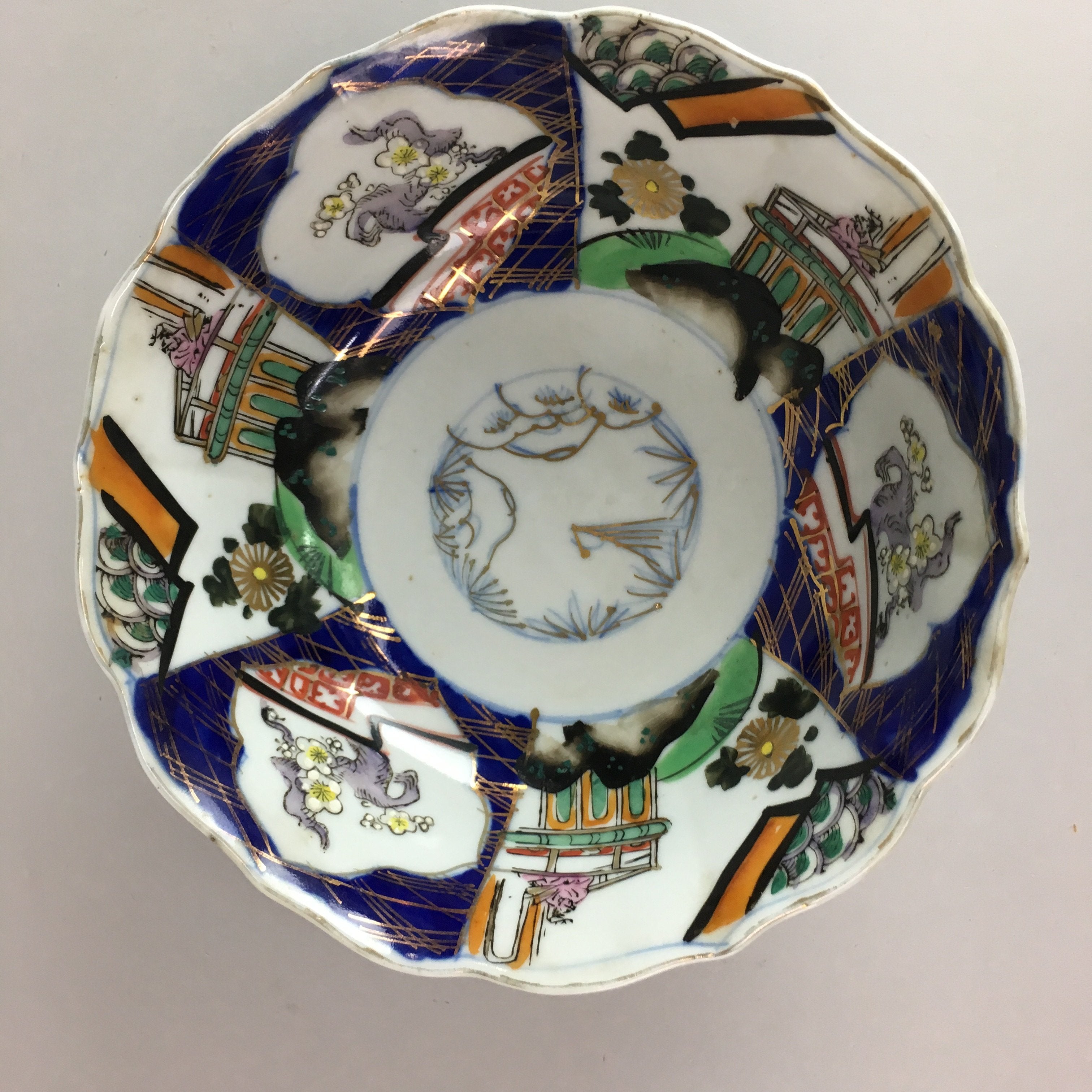 Japanese Porcelain Snack Bowl Kashiki Tea Ceremony Vtg Arita Floral Gold PT482