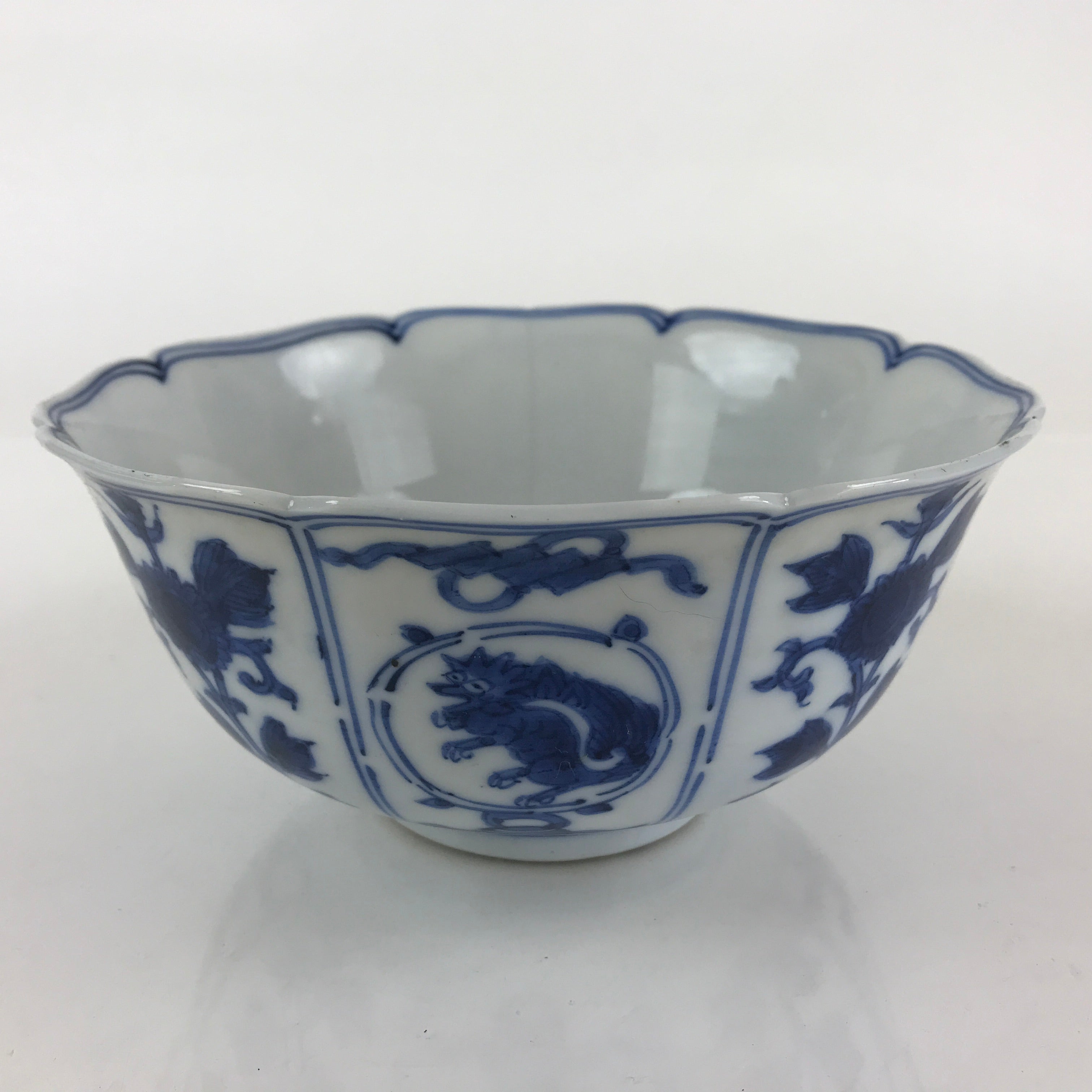 Japanese Porcelain Snack Bowl Kashiki Vtg Floral Blue Sometsuke Dragon PY194