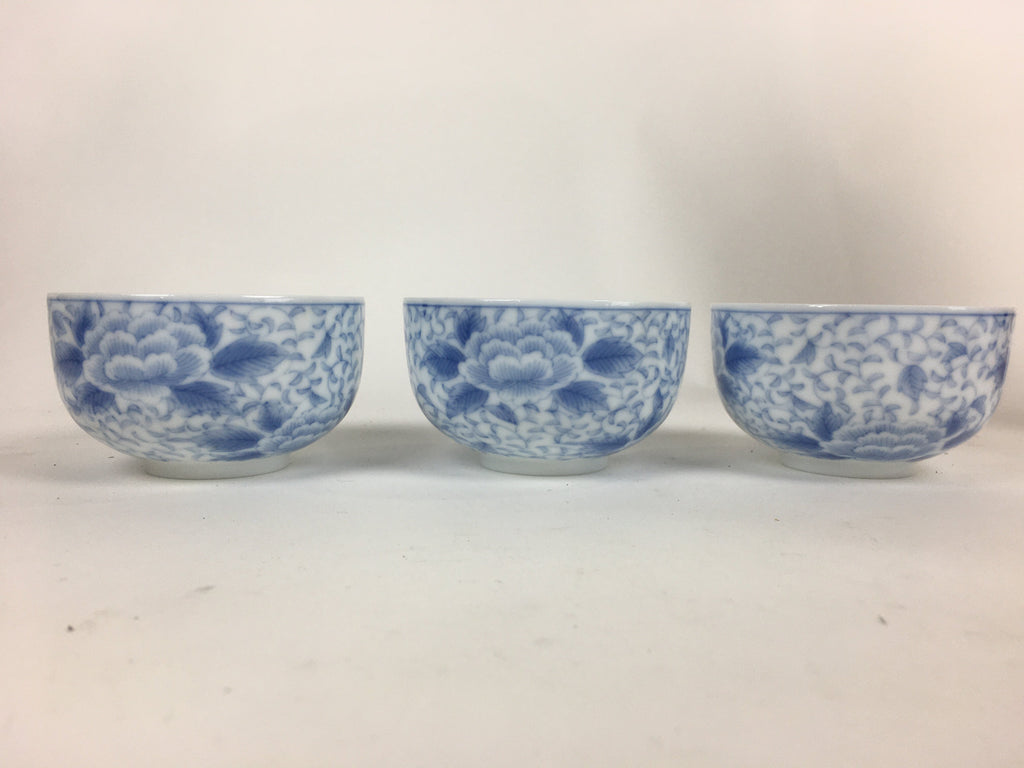 Japanese Porcelain Teacup 5pc Set Vtg Chawan Yunomi White Flower Box PX566