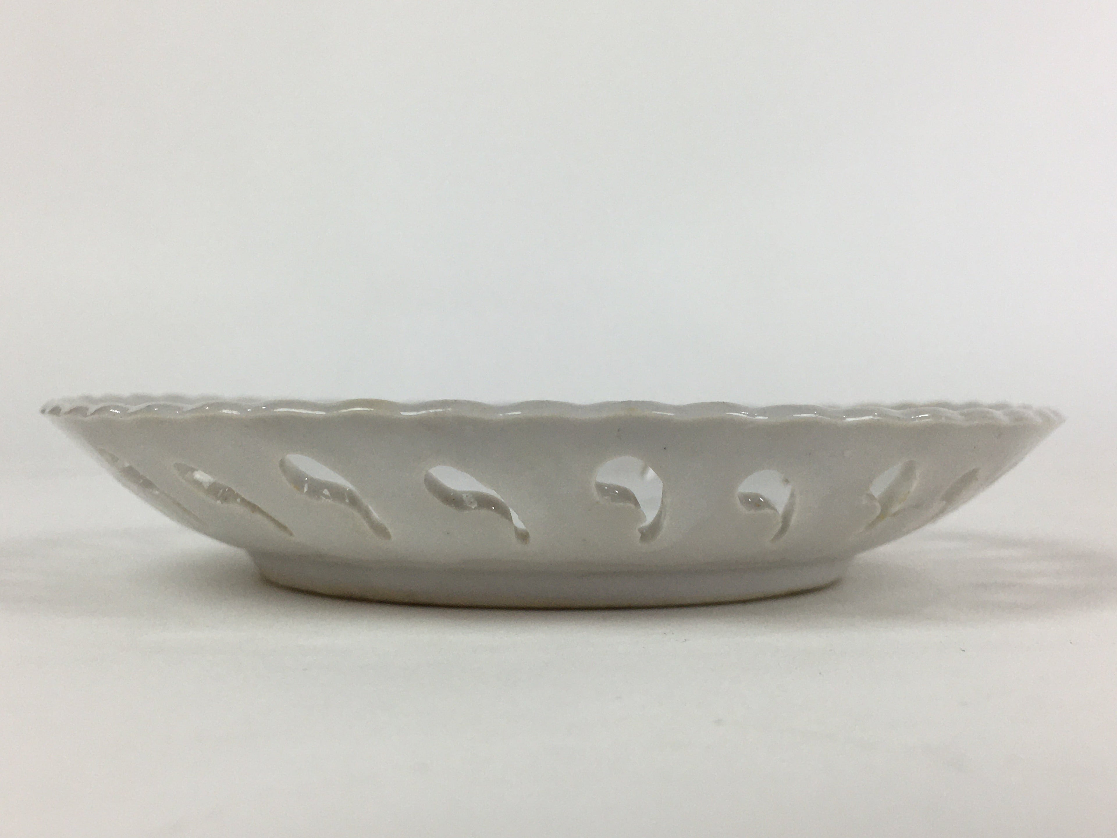 Japanese Porcelain Teacup Coffee Cup Saucer Vtg Embossed Lace Hollow PY58
