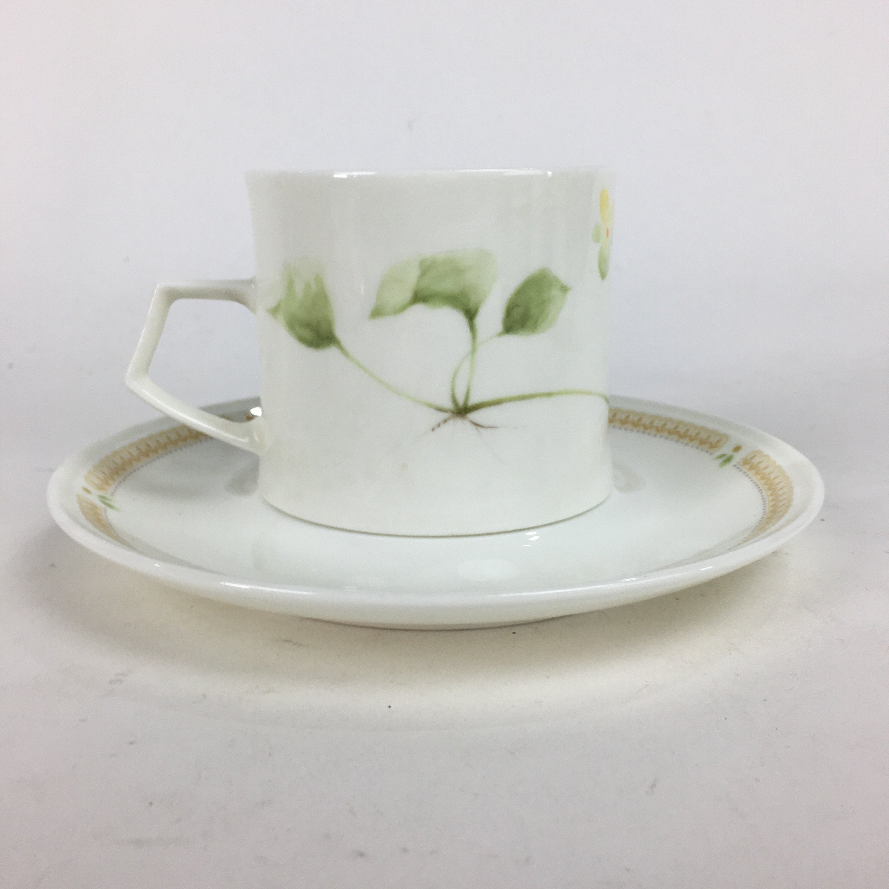 Japanese Porcelain Teacup Mug Saucer Set Vtg Narumi Bone China Flower PP680