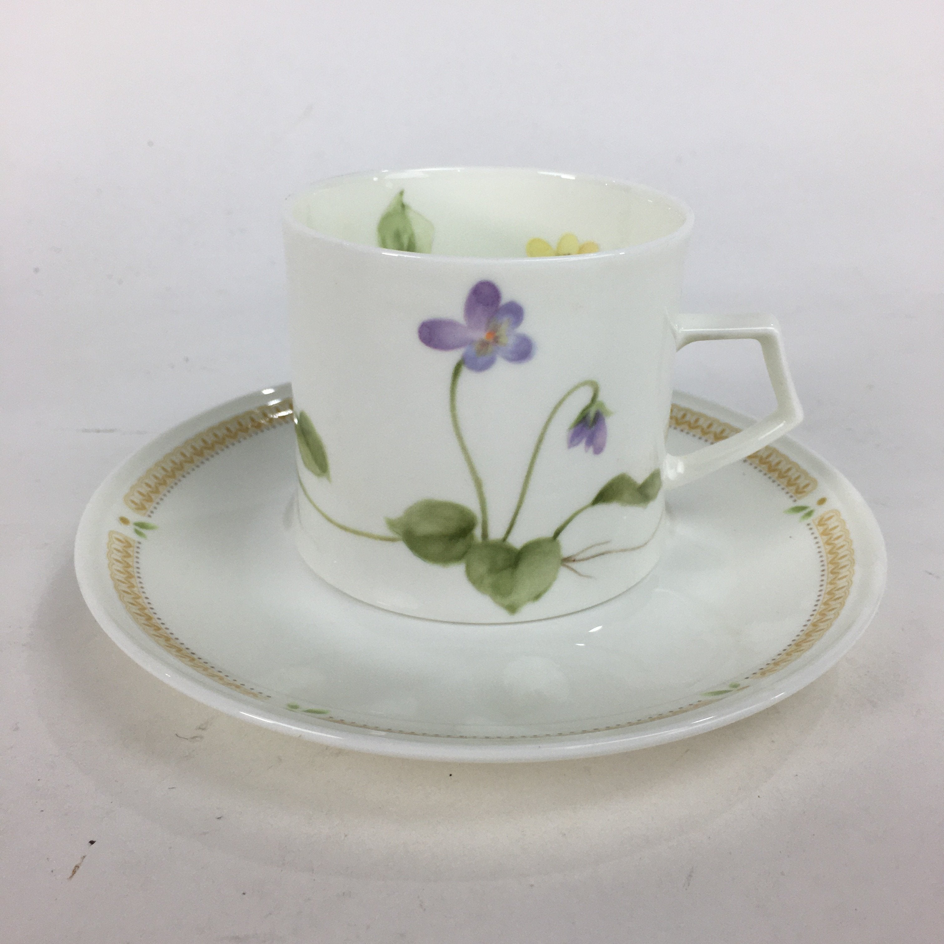 Japanese Porcelain Teacup Mug Saucer Set Vtg Narumi Bone China Flower PP680