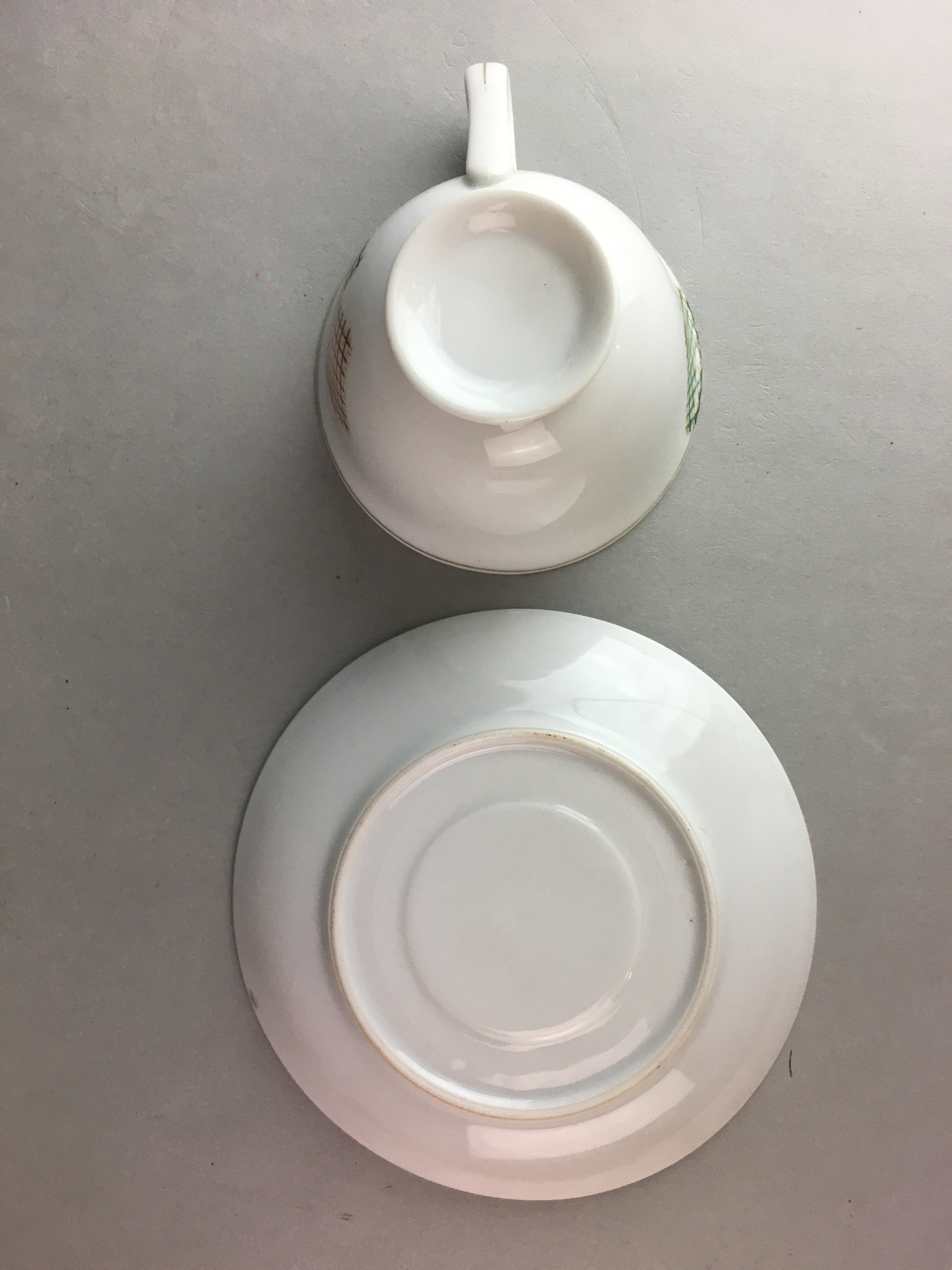 Japanese Porcelain Teacup Mug Saucer Vtg Yunomi Plate Set Plaid PP311