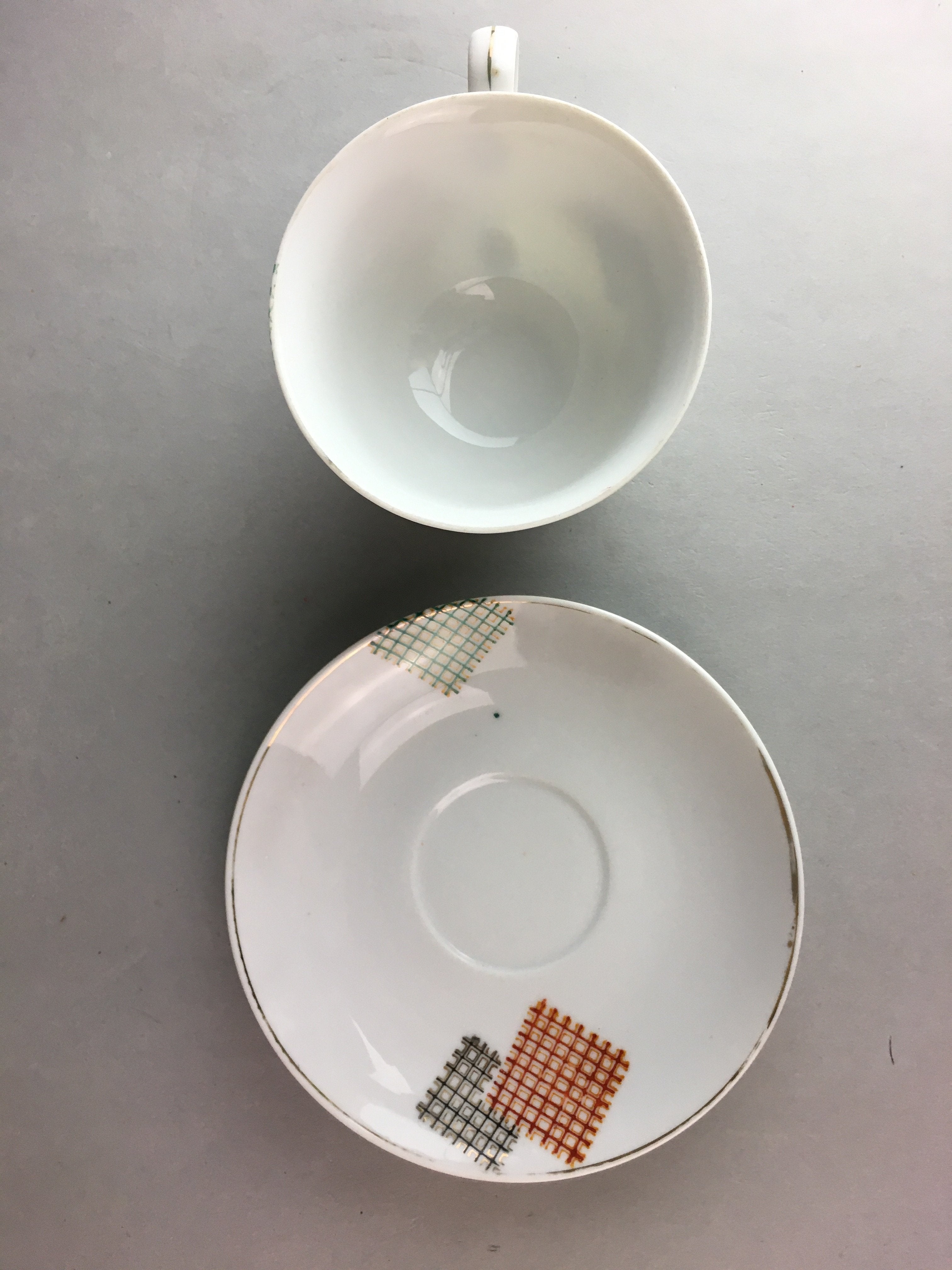 Japanese Porcelain Teacup Mug Saucer Vtg Yunomi Plate Set Plaid PP311