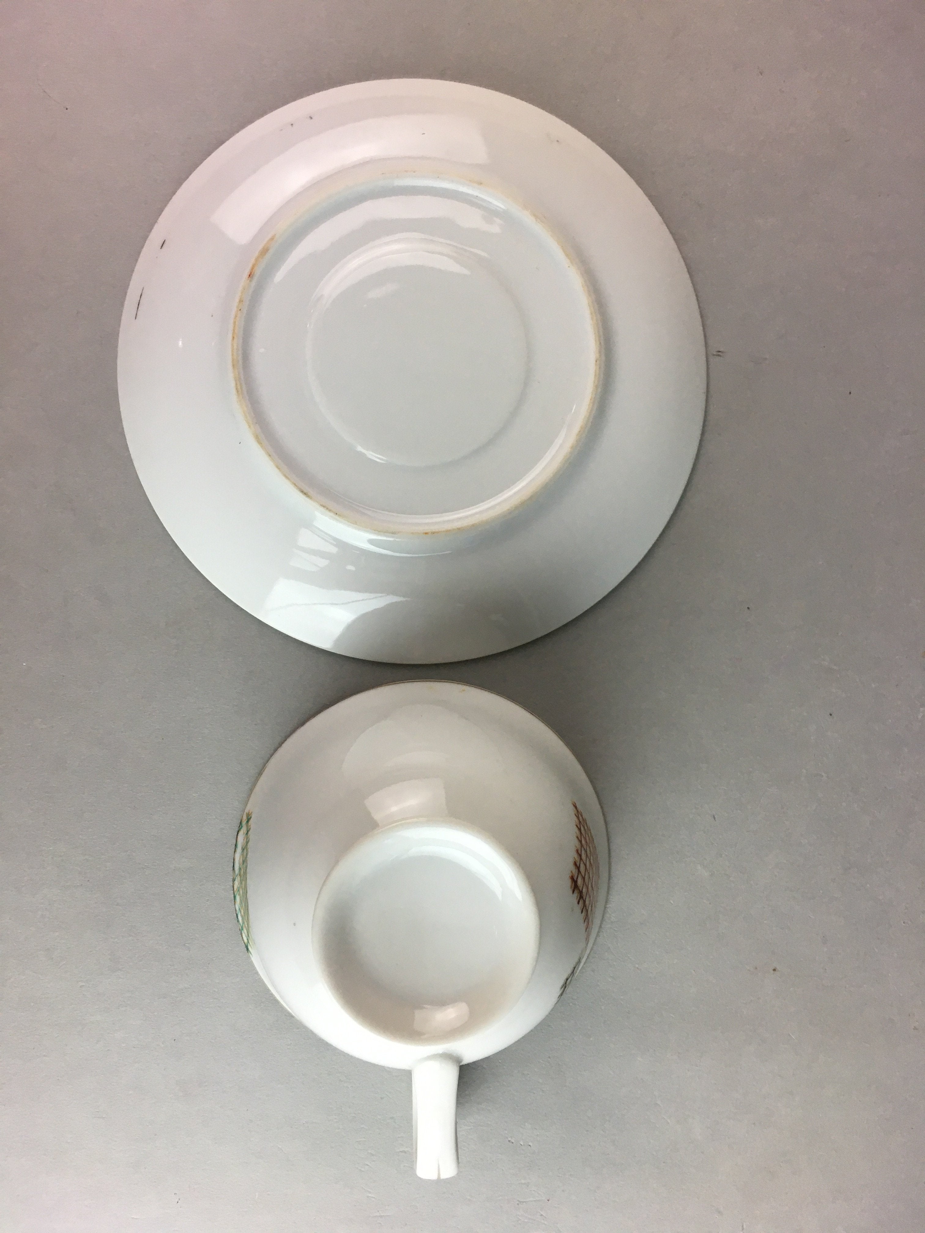 Japanese Porcelain Teacup Mug Saucer Vtg Yunomi Plate Set Plaid PP314
