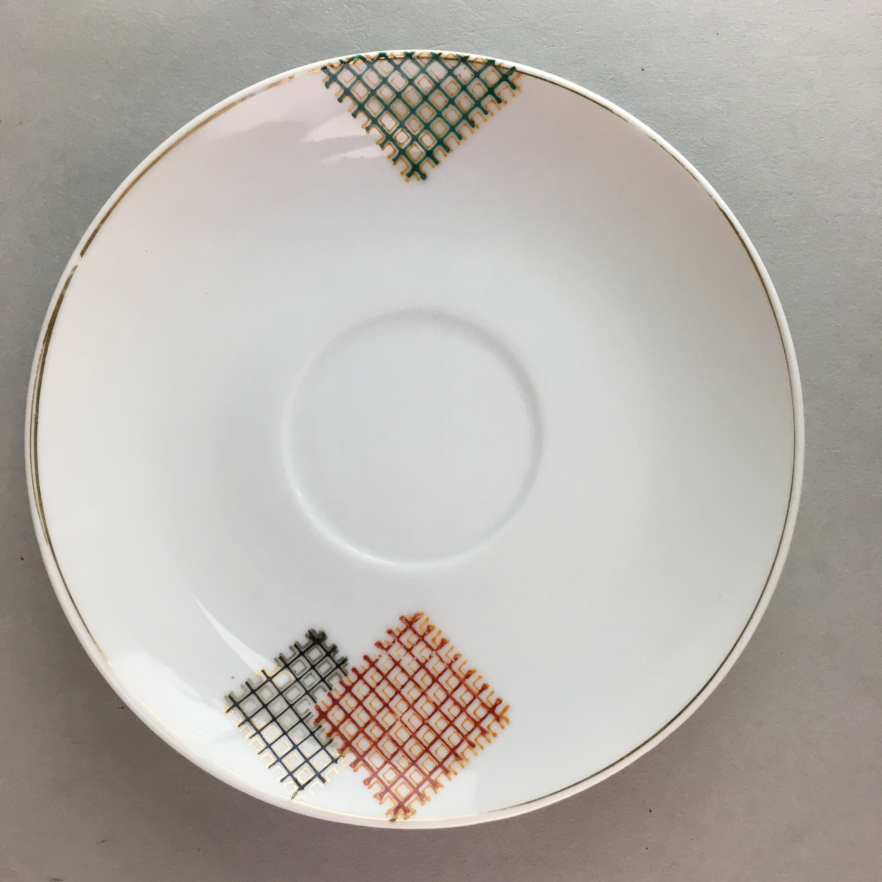 Japanese Porcelain Teacup Mug Saucer Vtg Yunomi Plate Set Plaid PP315