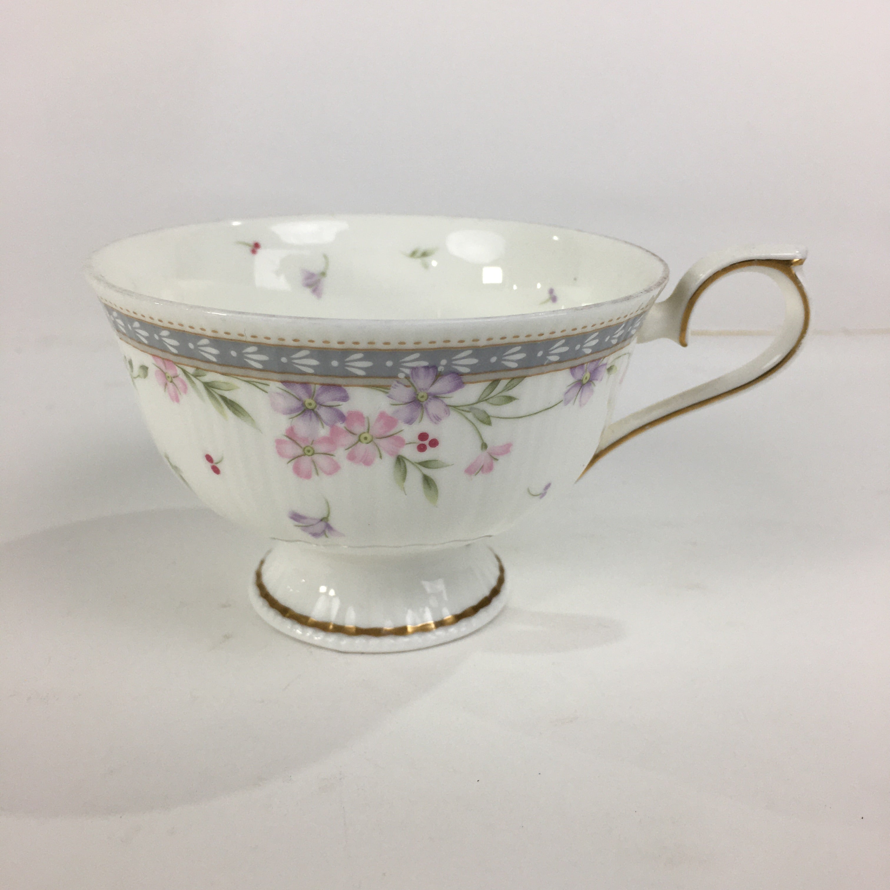 Japanese Porcelain Teacup Vtg Narumi Bone China Flower Pattern White PP785