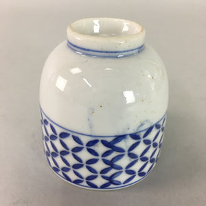 Japanese Porcelain Teacup Vtg Yunomi Sometsuke Blue White Shippo Sencha TC11
