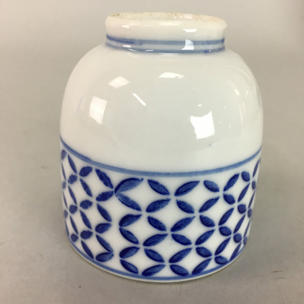 Japanese Porcelain Teacup Vtg Yunomi Sometsuke Blue White Shippo Sencha TC12