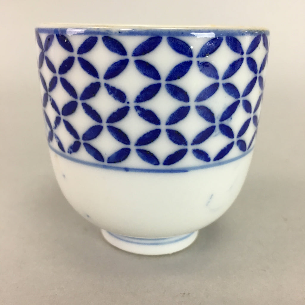 Japanese Porcelain Teacup Vtg Yunomi Sometsuke Blue White Shippo Sencha TC15