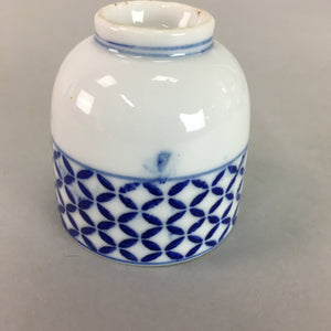 Japanese Porcelain Teacup Vtg Yunomi Sometsuke Blue White Shippo Sencha TC15