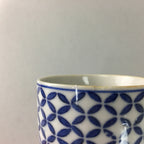 Japanese Porcelain Teacup Vtg Yunomi Sometsuke Blue White Shippo Sencha TC2
