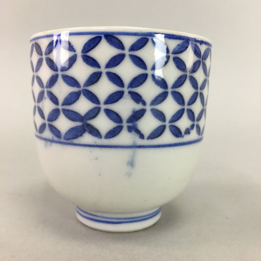 Japanese Porcelain Teacup Vtg Yunomi Sometsuke Blue White Shippo Sencha TC2