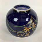 Japanese Porcelain Teacup Yunomi Vtg Arita Ware Nishiyama Kiln Blue Sencha TC243