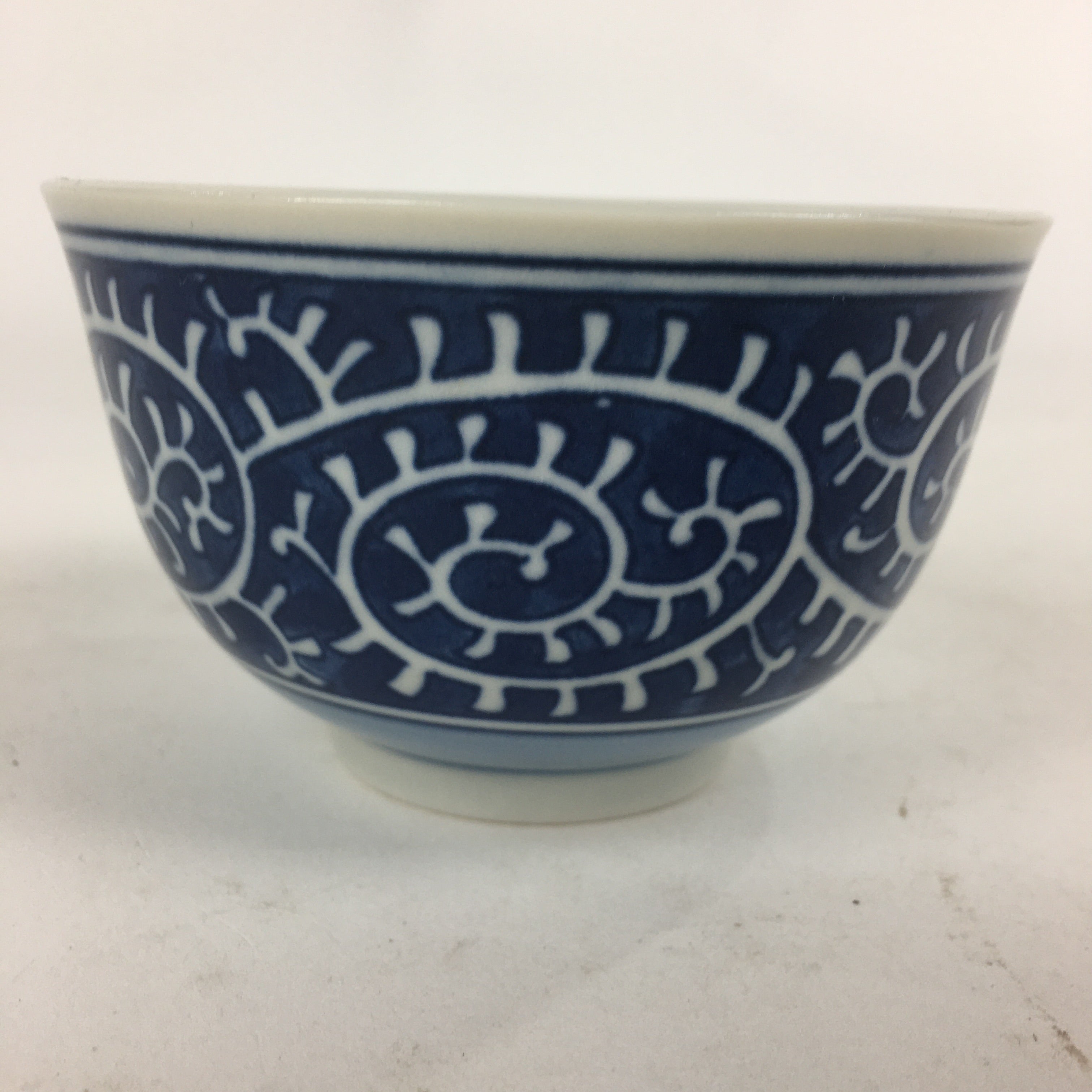 Japanese Porcelain Teacup Yunomi Vtg Blue Sometsuke Pottery Sencha TC250