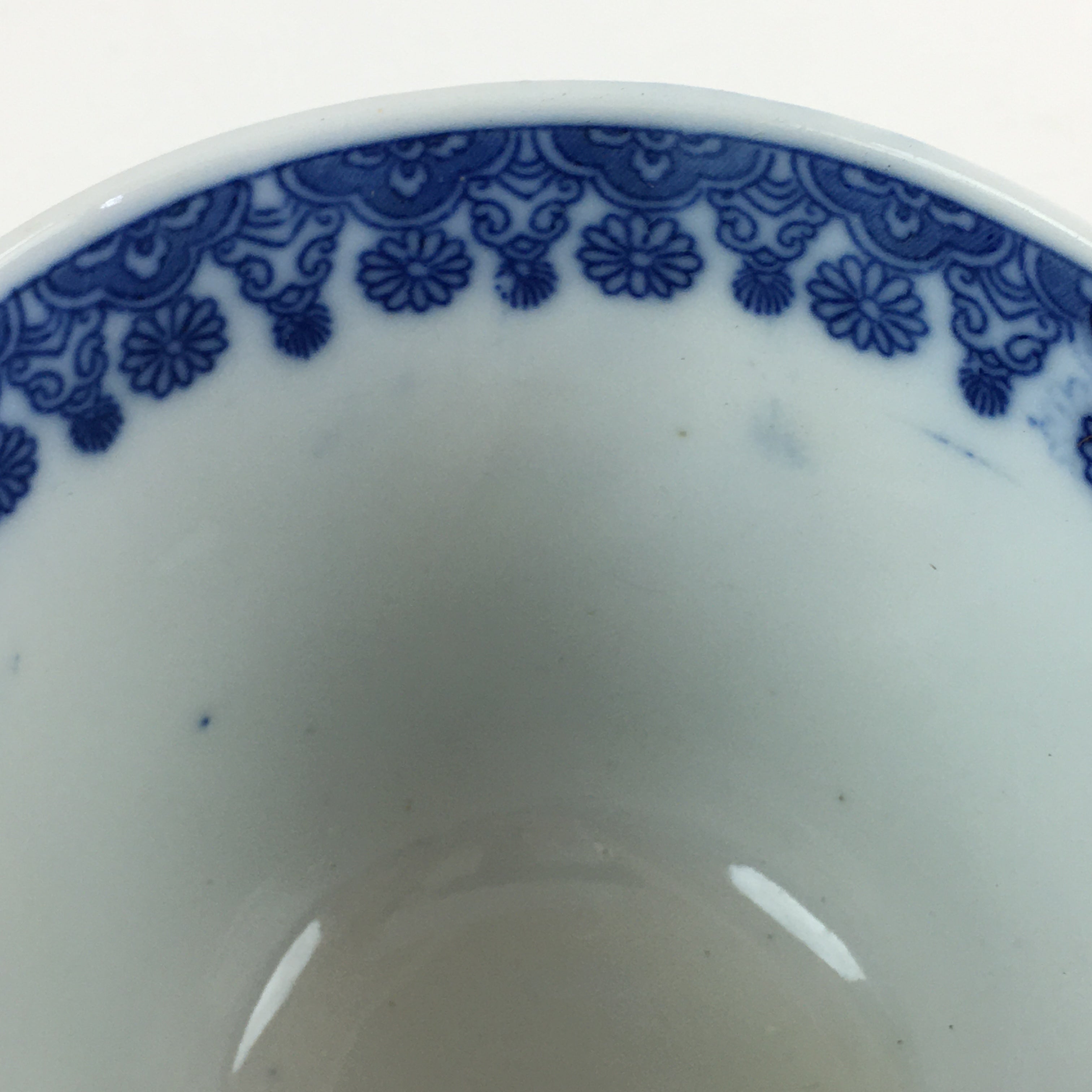 Japanese Porcelain Teacup Yunomi Vtg Blue Sometsuke Pottery Sencha TC306