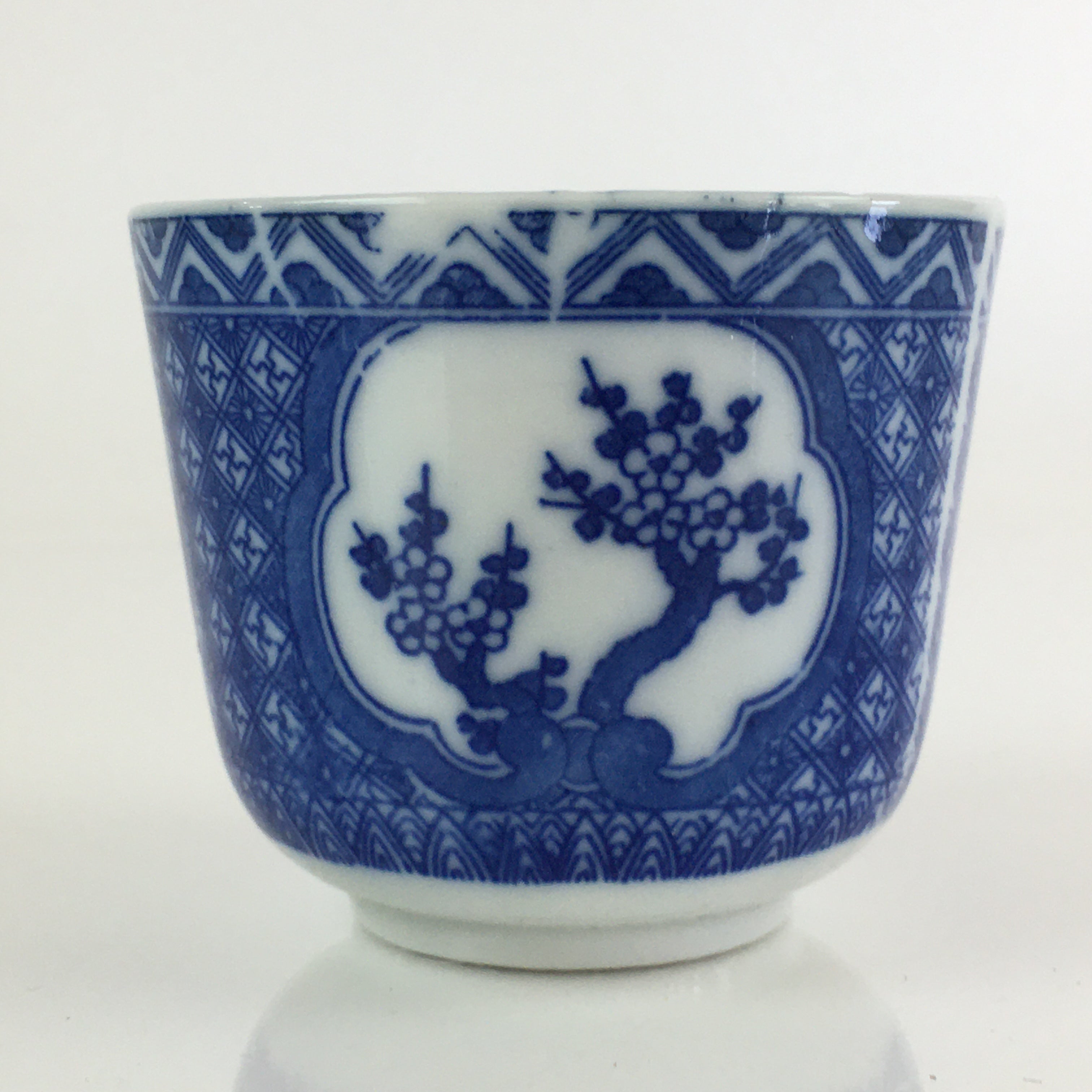 Japanese Porcelain Teacup Yunomi Vtg Blue Sometsuke Pottery Sencha TC307