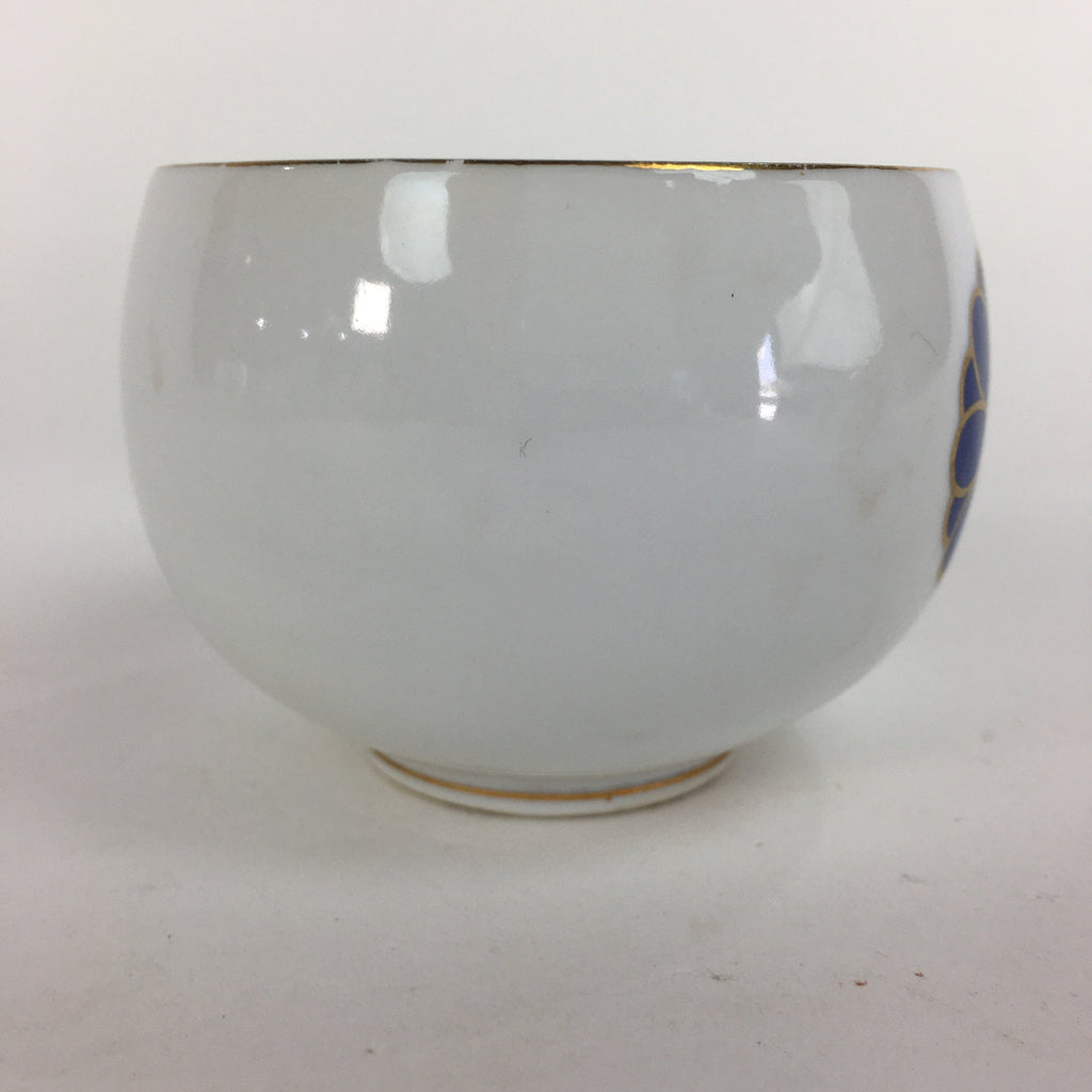 Japanese Porcelain Teacup Yunomi Vtg Chrysanthemum White Sencha TC198