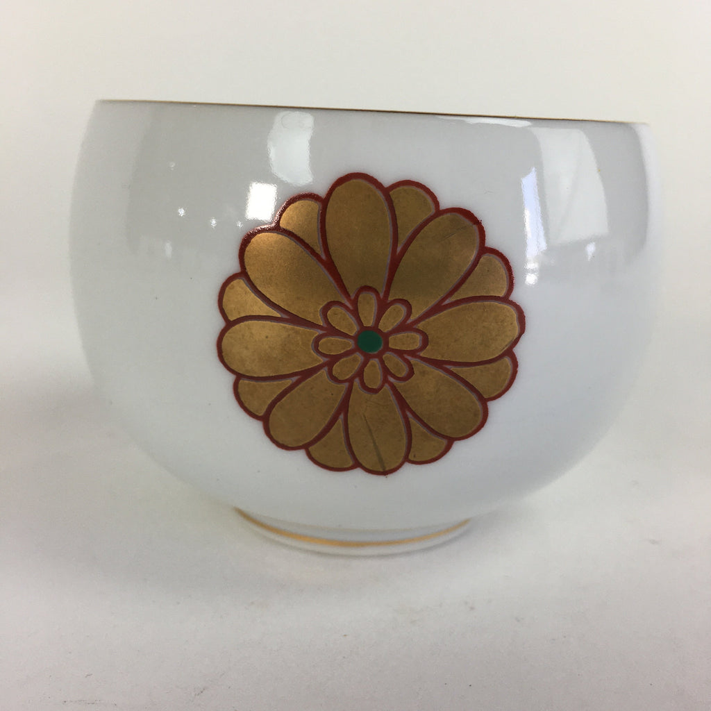Japanese Porcelain Teacup Yunomi Vtg Chrysanthemum White Sencha TC201