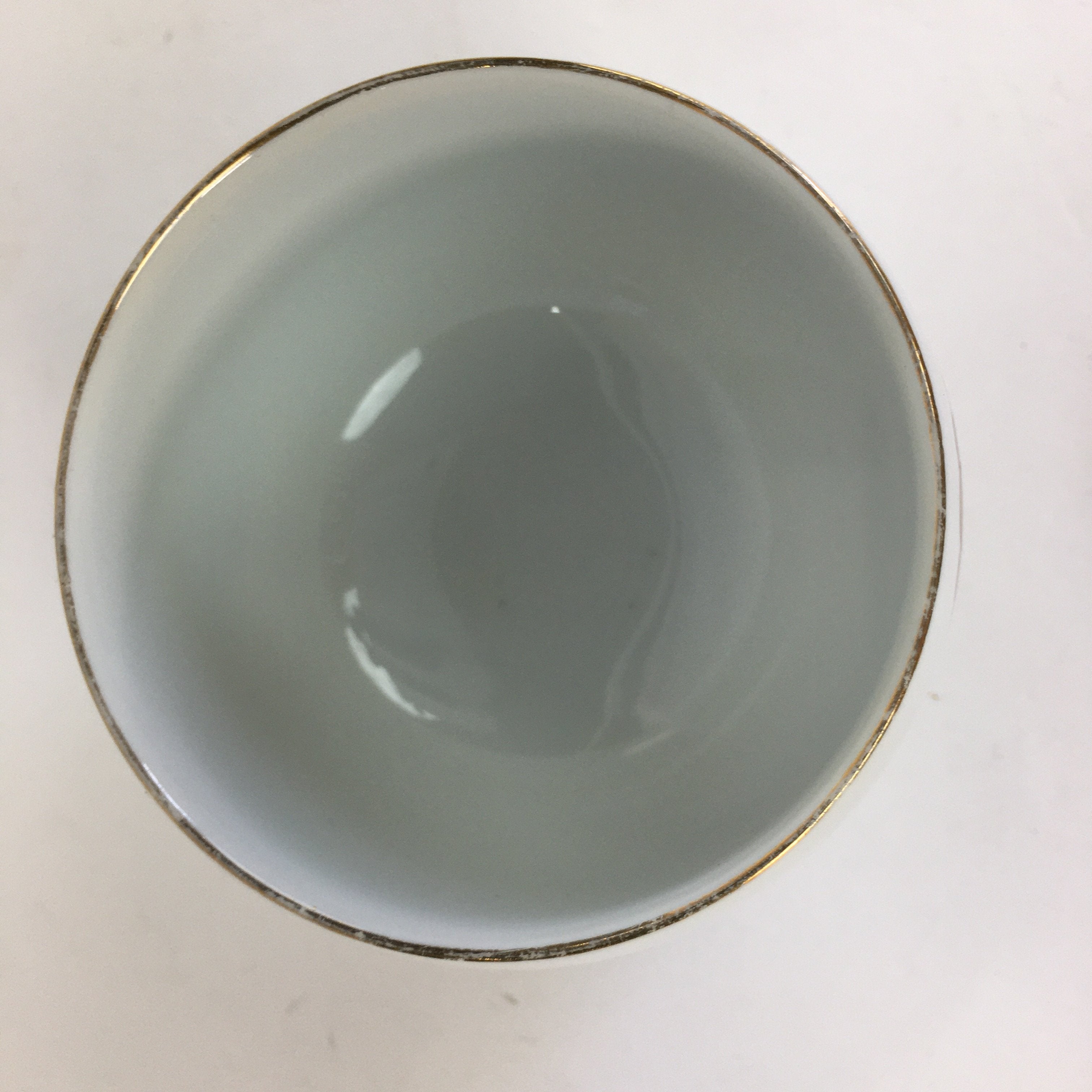 Japanese Porcelain Teacup Yunomi Vtg Chrysanthemum White Sencha TC202