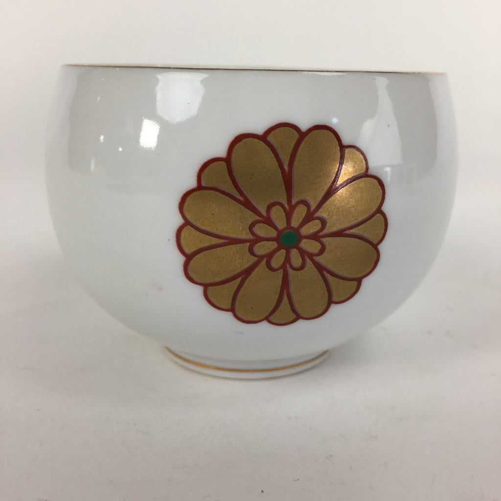 Japanese Porcelain Teacup Yunomi Vtg Chrysanthemum White Sencha TC205