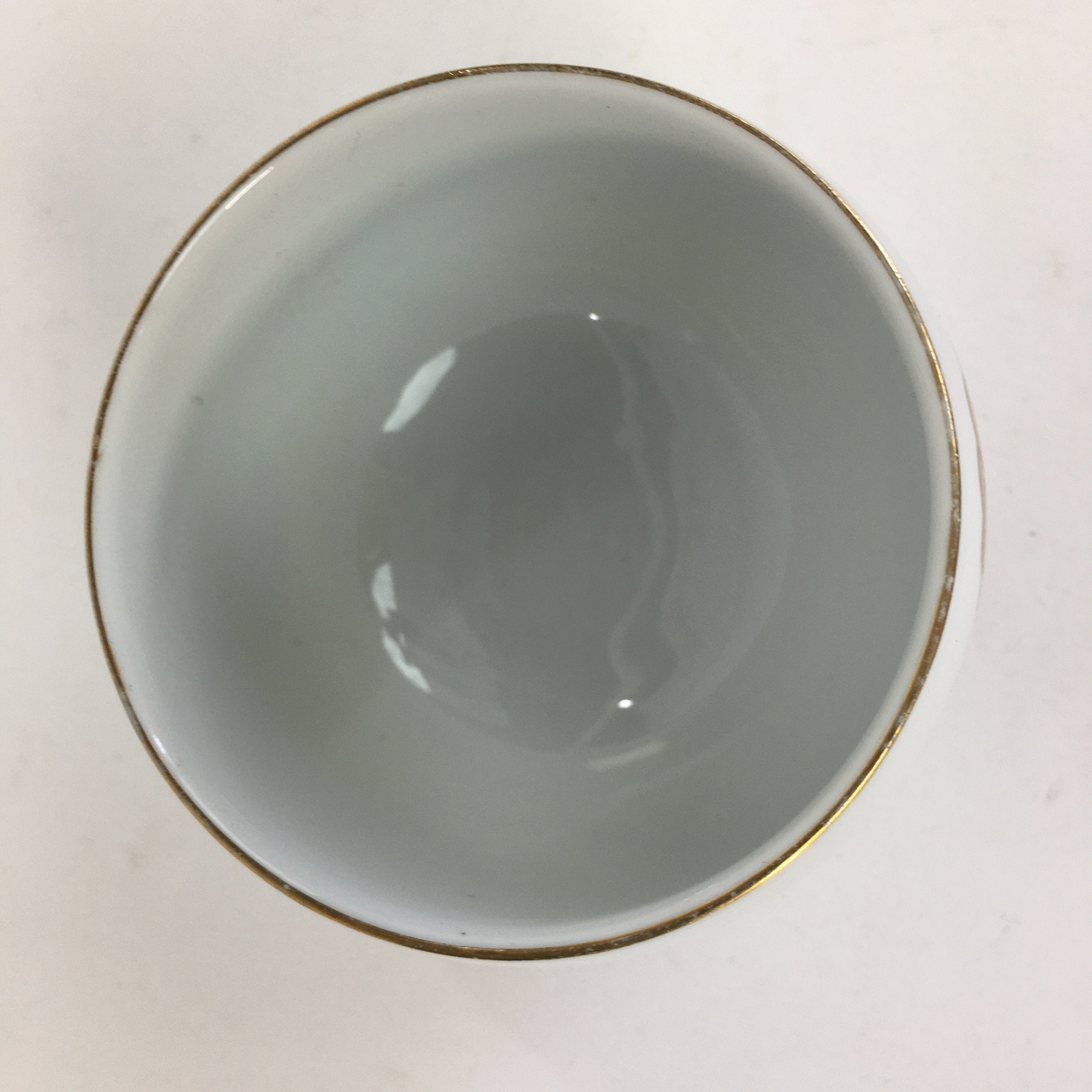Japanese Porcelain Teacup Yunomi Vtg Chrysanthemum White Sencha TC205