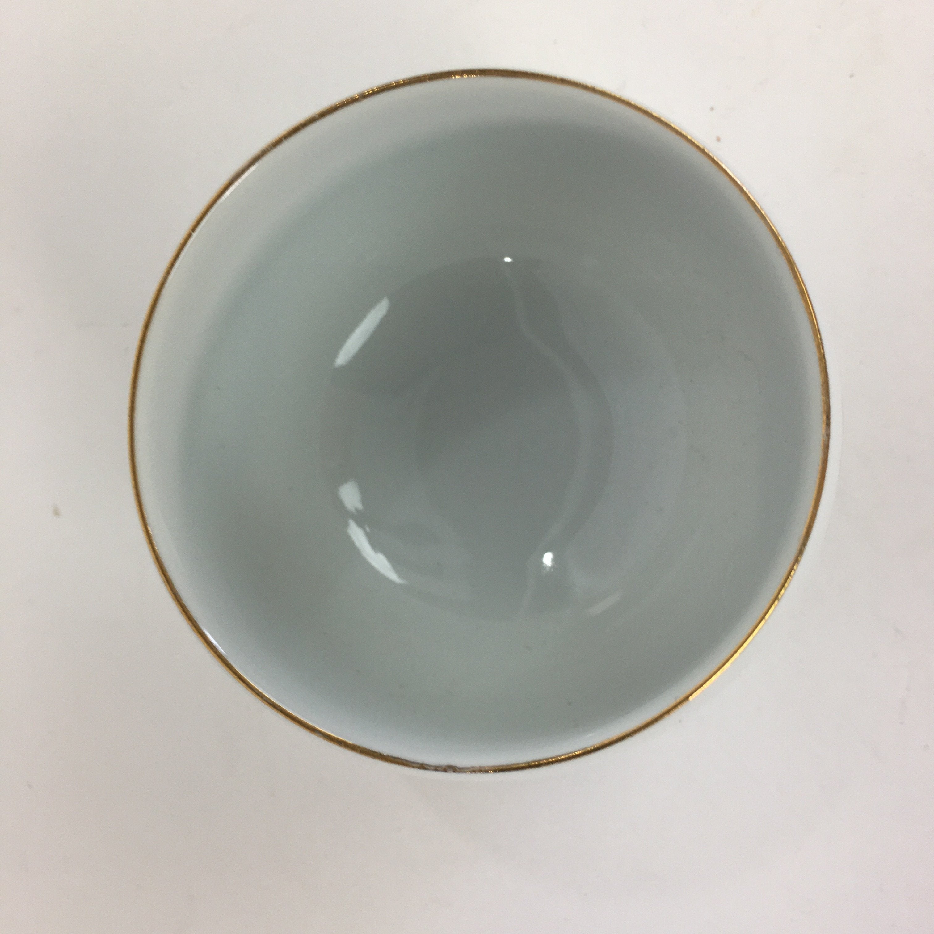Japanese Porcelain Teacup Yunomi Vtg Chrysanthemum White Sencha TC207
