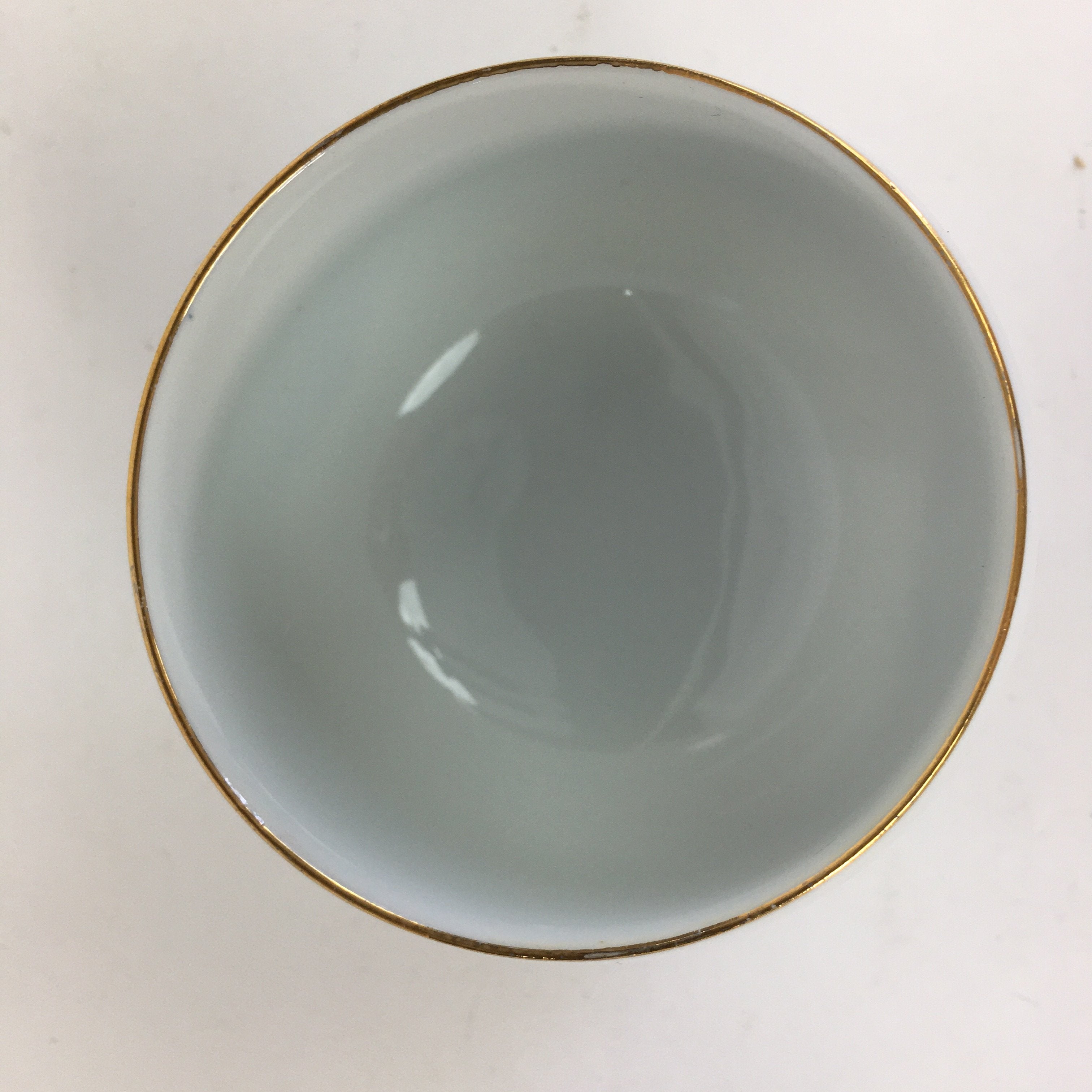 Japanese Porcelain Teacup Yunomi Vtg Chrysanthemum White Sencha TC208